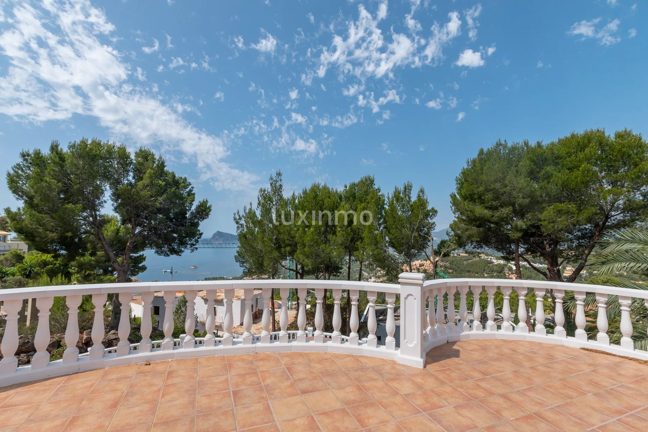 Huge villa with sea views for sale in Altea Hills — photo 9