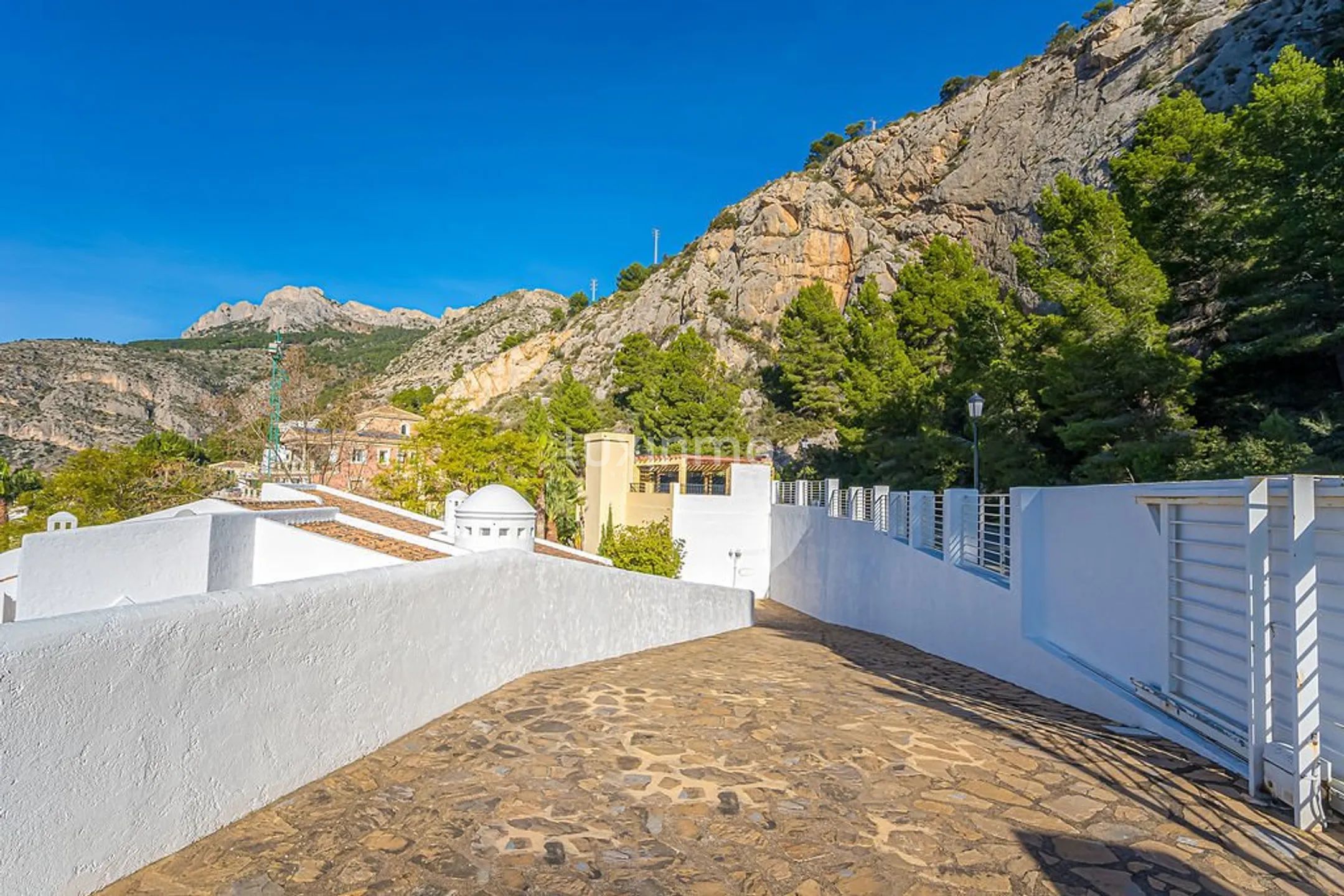 Huge villa with sea views for sale in Altea Hills — photo 66
