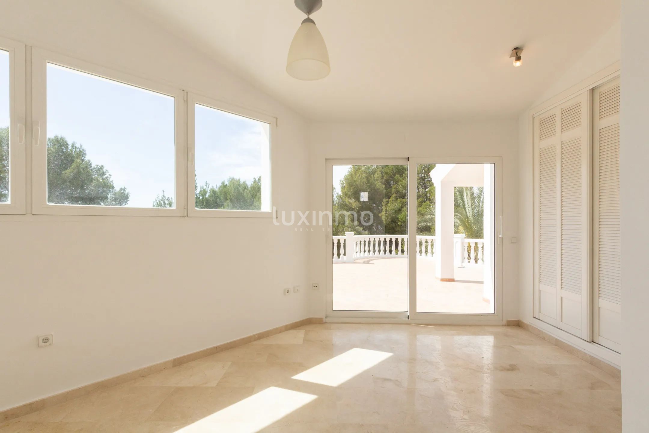 Huge villa with sea views for sale in Altea Hills — photo 45