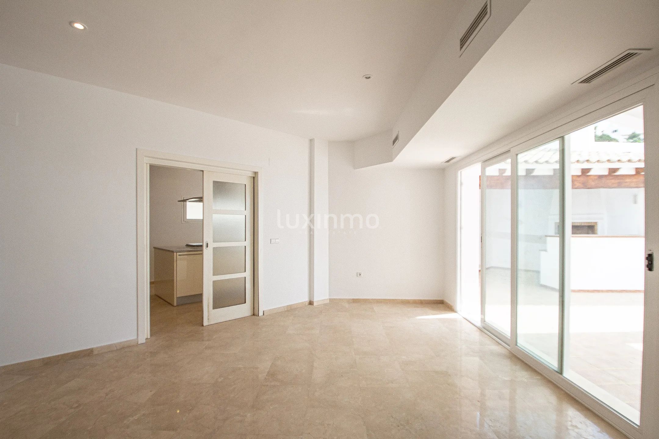 Huge villa with sea views for sale in Altea Hills — photo 23