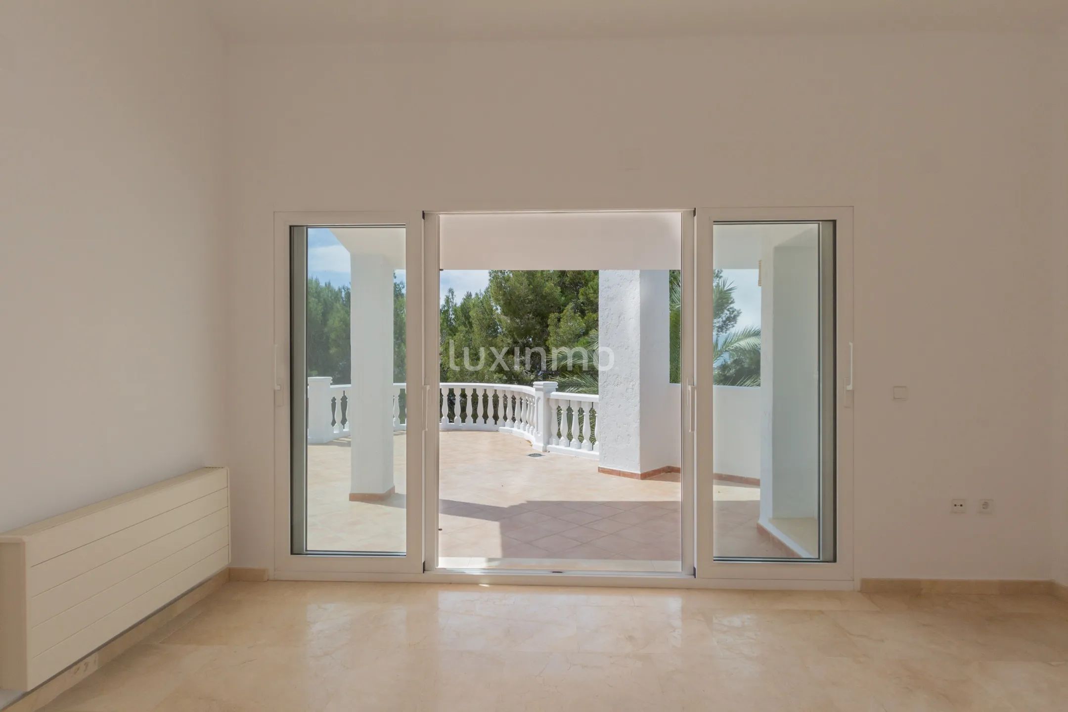 Huge villa with sea views for sale in Altea Hills — photo 52