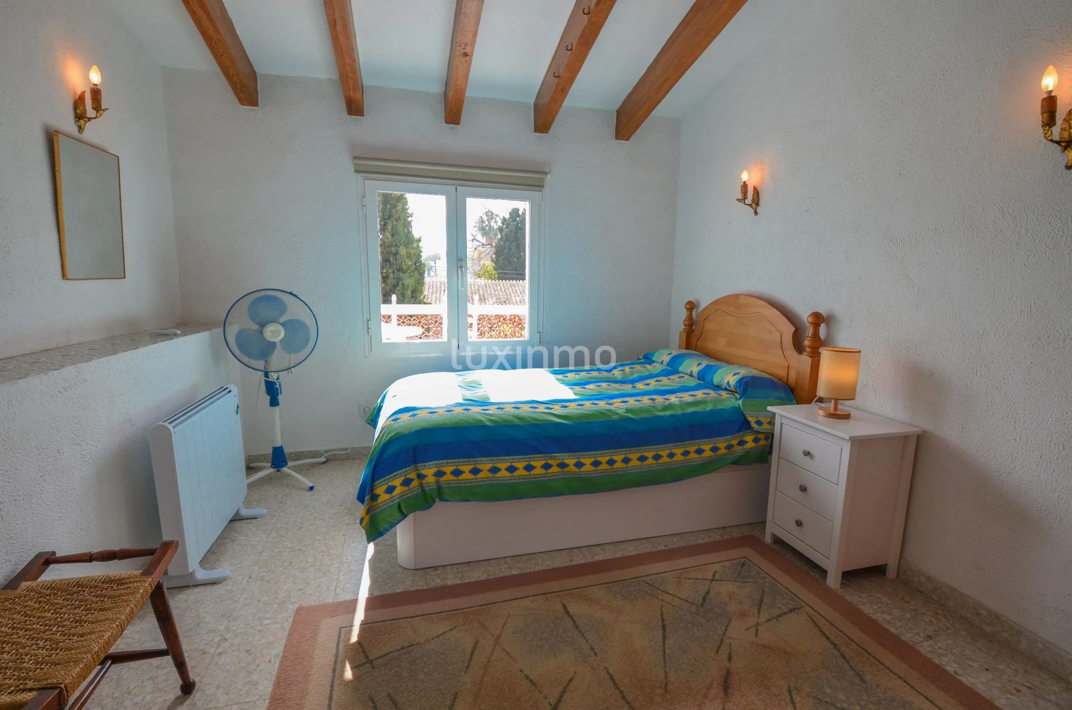 Large rustic villa just 40m from the seaside and walking distance to town — photo 36