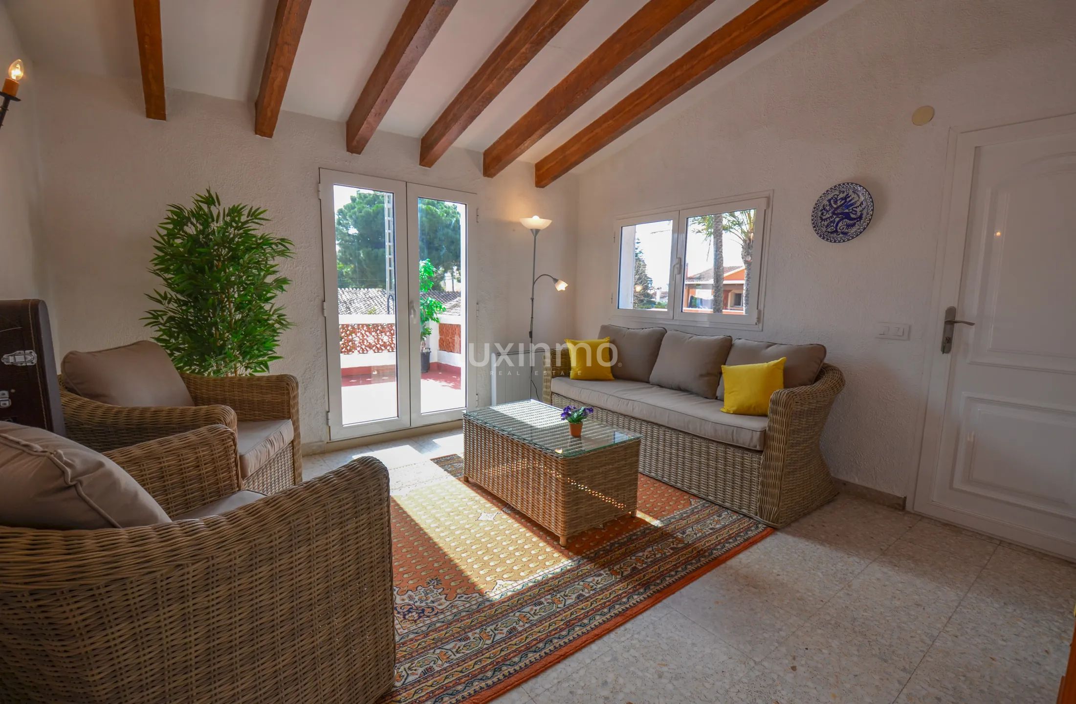 Large rustic villa just 40m from the seaside and walking distance to town — photo 34