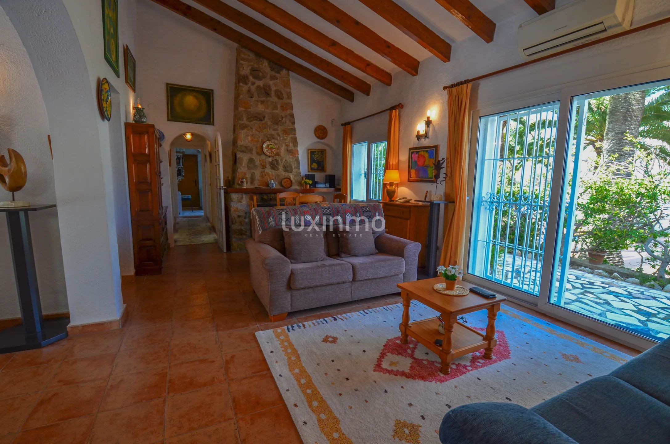 Large rustic villa just 40m from the seaside and walking distance to town — photo 14
