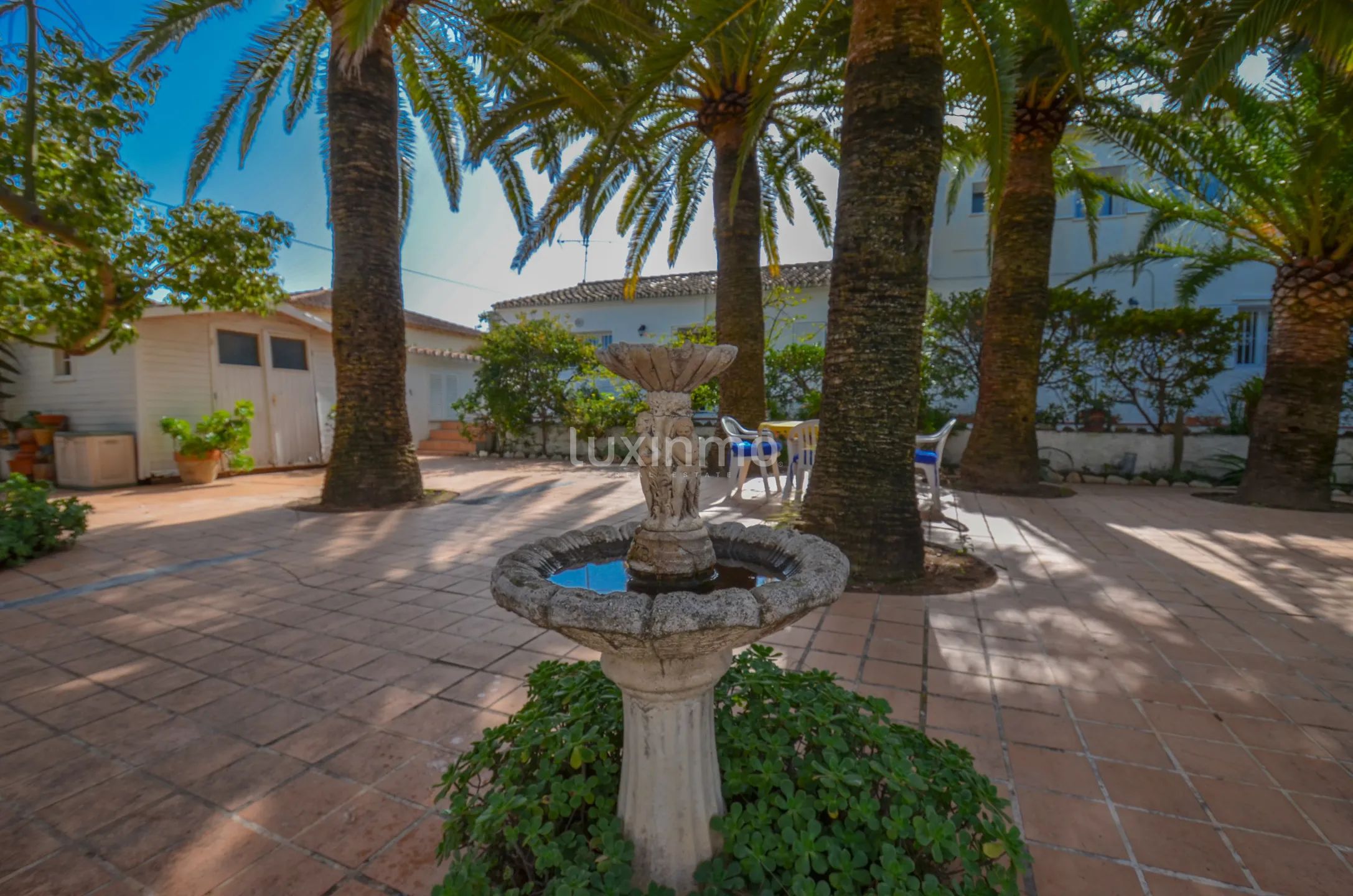 Grote rustieke villa op slechts 40m van de zee en op loopafstand van de stad — photo 26