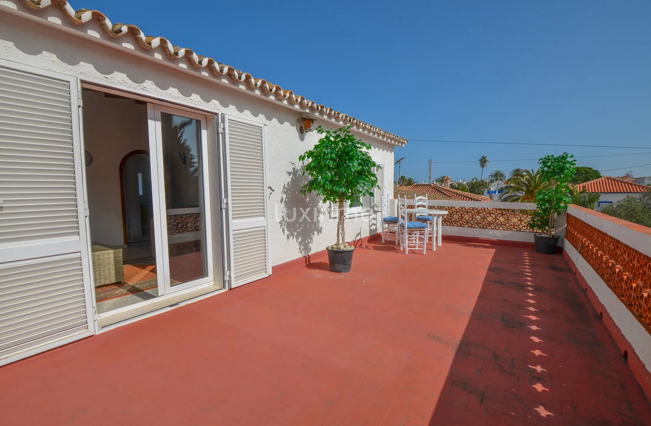 Large rustic villa just 40m from the seaside and walking distance to town — photo 23