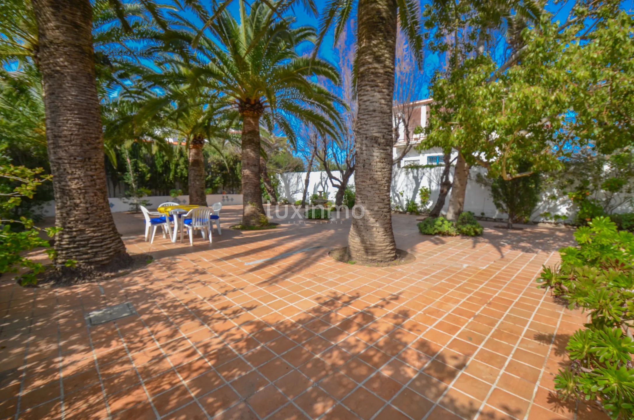 Grote rustieke villa op slechts 40m van de zee en op loopafstand van de stad — photo 24