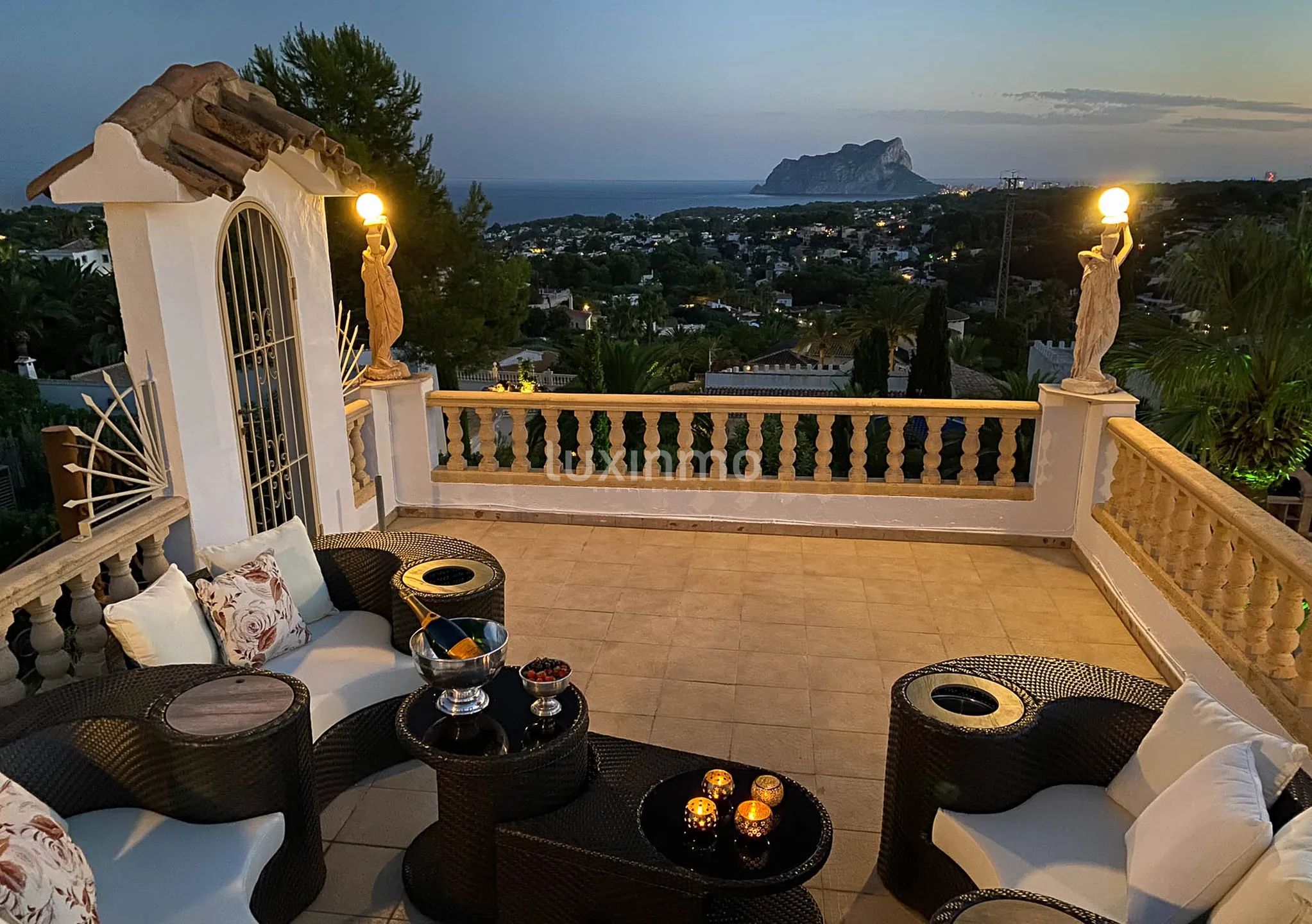 Villa avec vue sur la mer dans le meilleur emplacement de Moraira — photo 19
