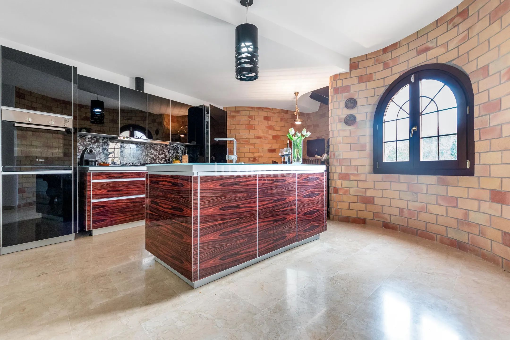 Spectacular villa with sea and panoramic views in Altea for sale — photo 14