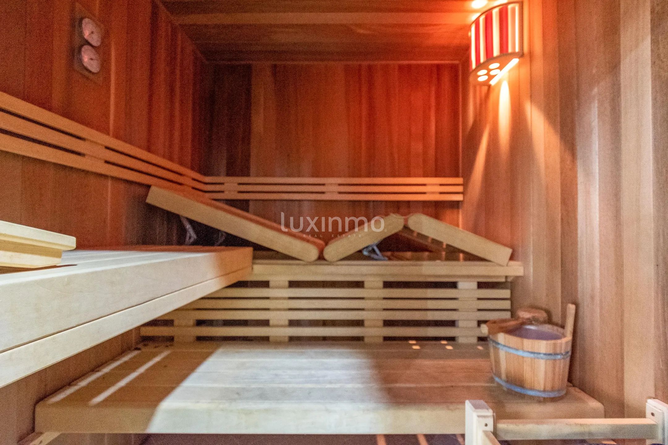 Spectacular villa with sea and panoramic views in Altea for sale — photo 28