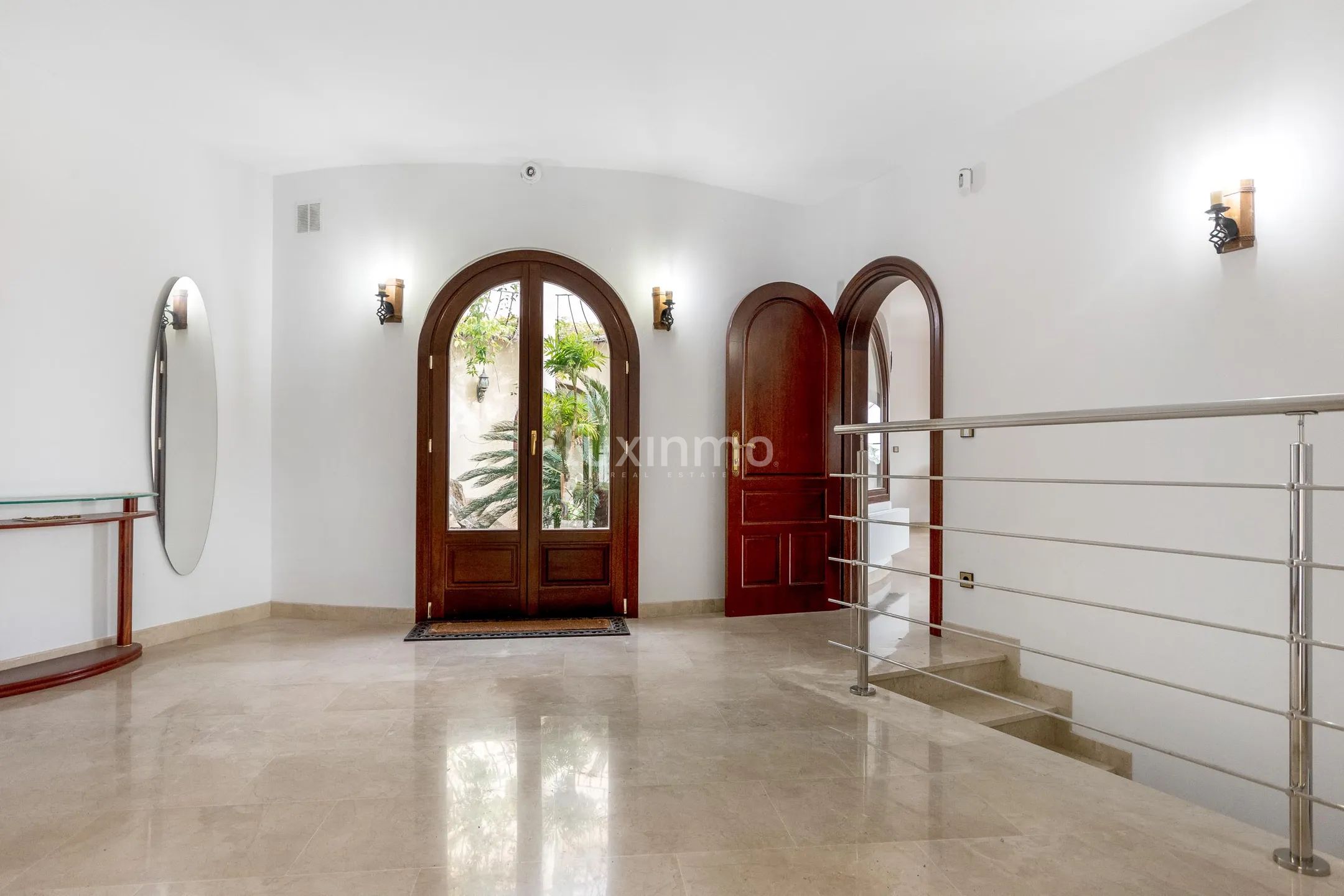 Spectacular villa with sea and panoramic views in Altea for sale — photo 9