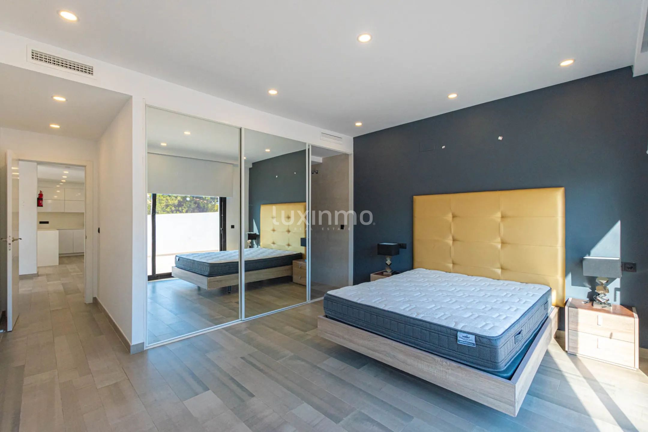 Villa with panoramic views for sale in Calpe — photo 21