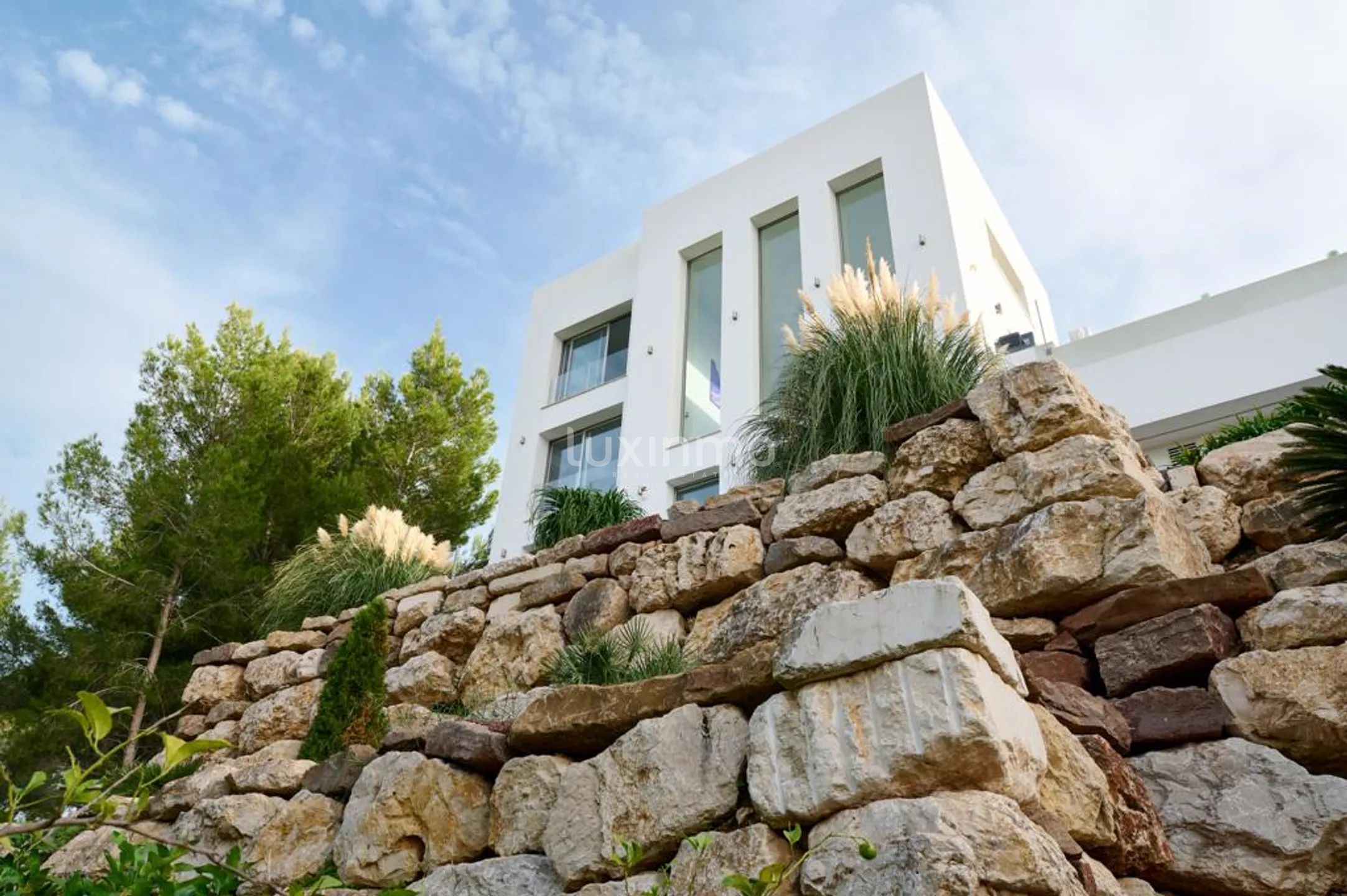Modern villa with sea view and infinity pool near Denia — photo 29