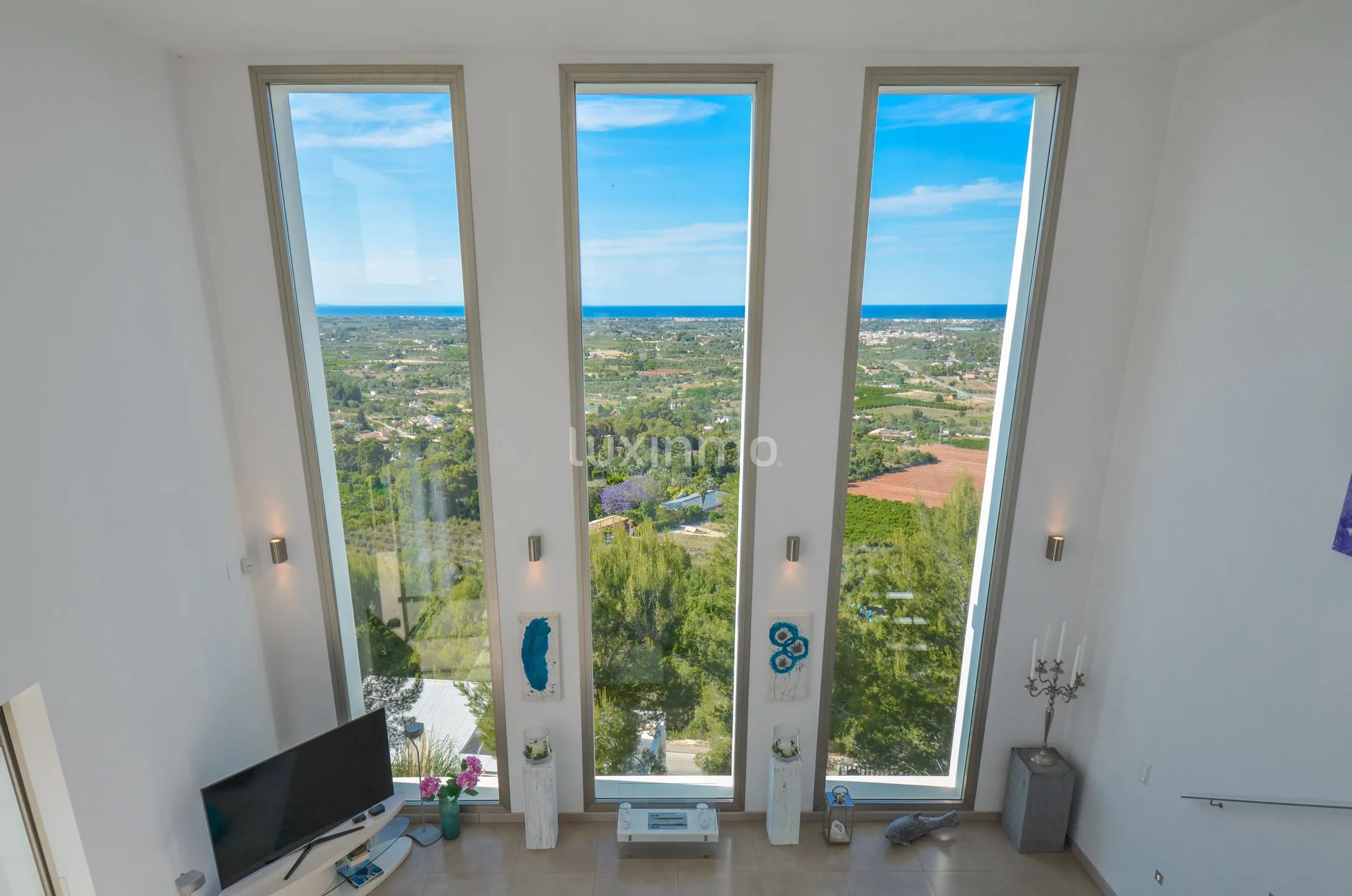 Modern villa with sea view and infinity pool near Denia — photo 23