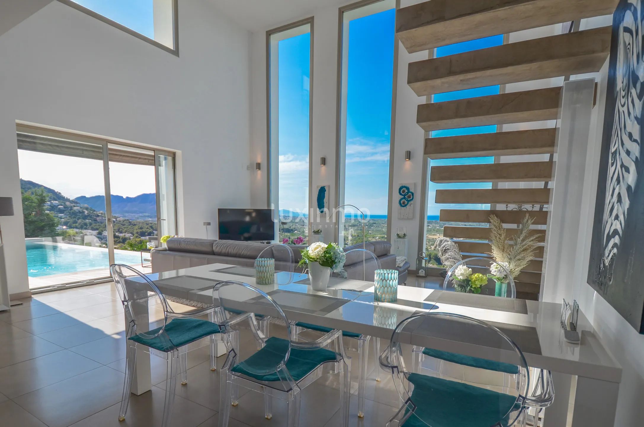 Modern villa with sea view and infinity pool near Denia — photo 1
