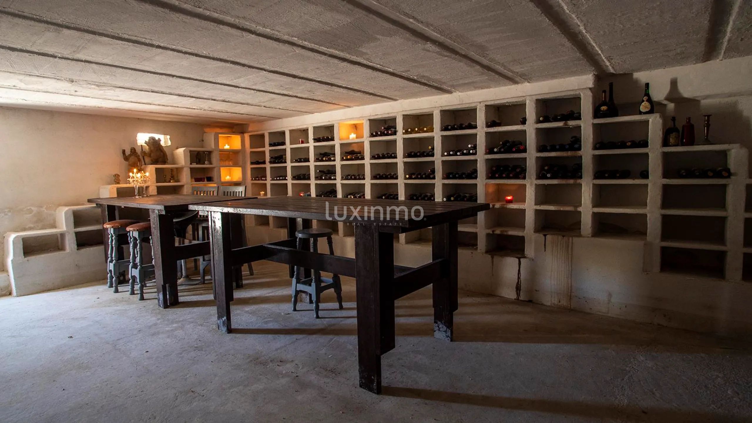 Grande finca à vendre avec vue sur la mer sur un grand terrain privé à proximité des commodités — photo 30