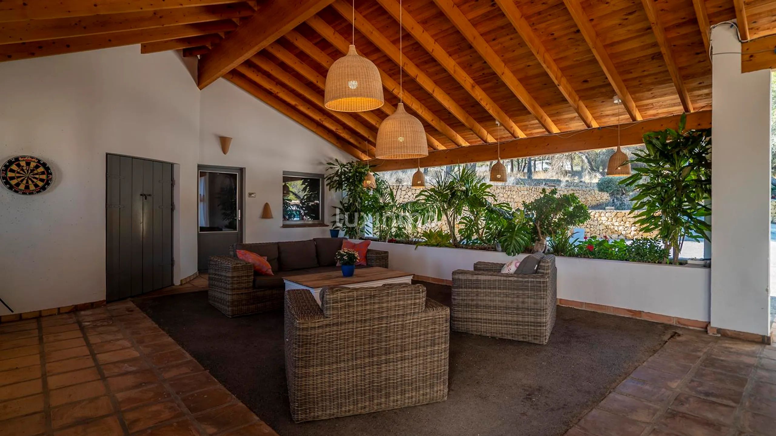 Grande finca à vendre avec vue sur la mer sur un grand terrain privé à proximité des commodités — photo 13