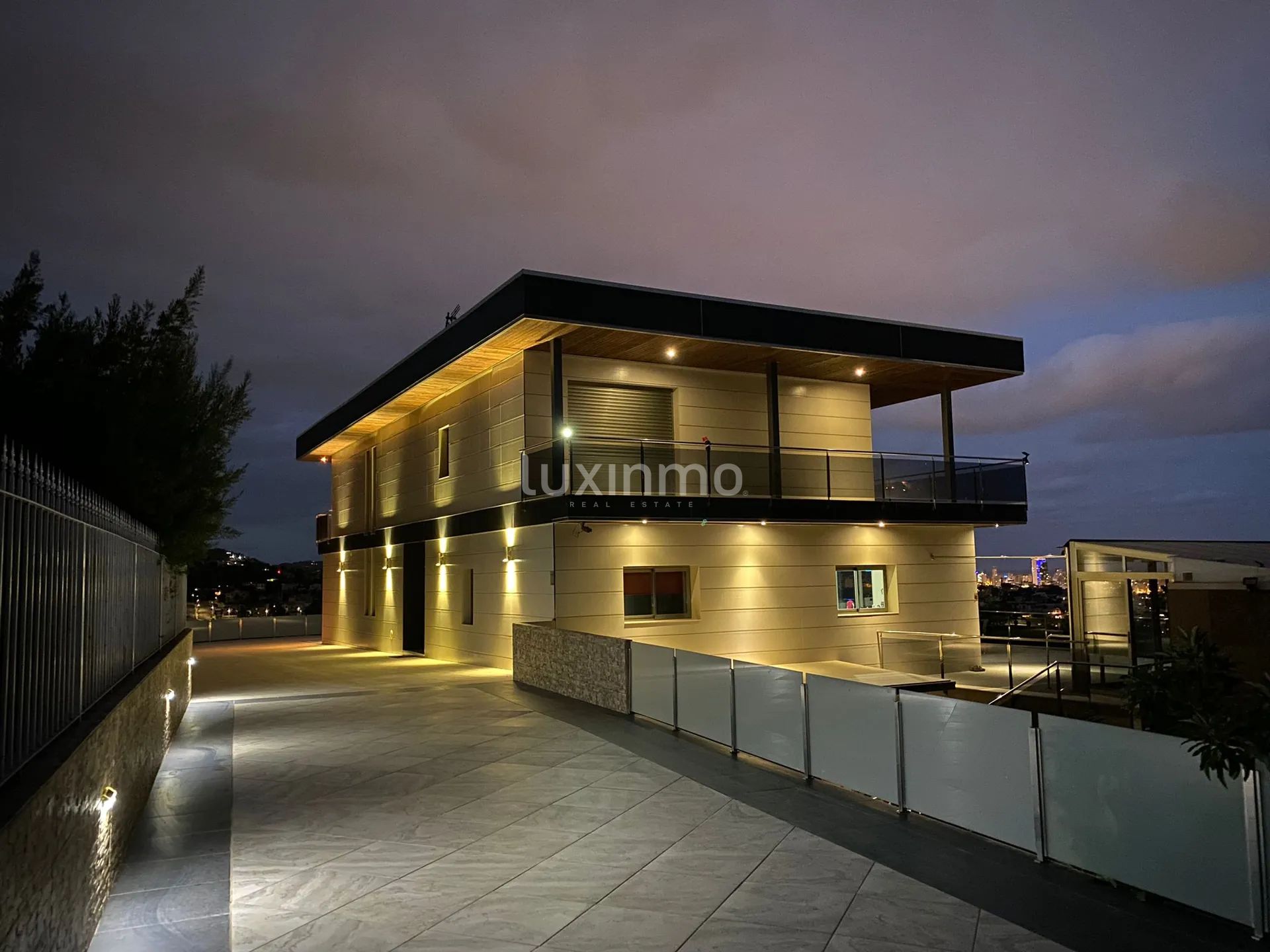 Вилла  с большим участком и видом на море в Кальпе — photo 47