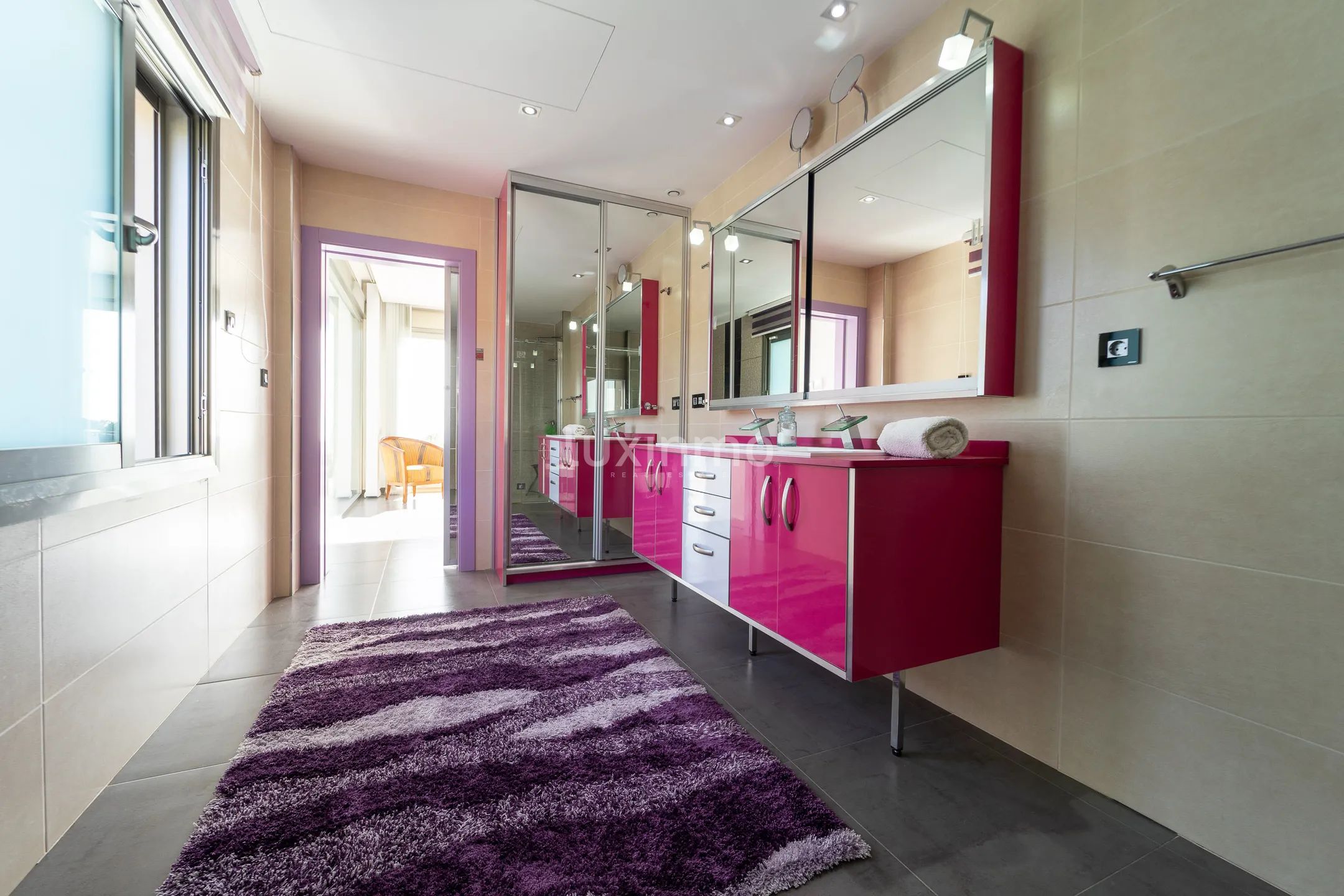 Вилла  с большим участком и видом на море в Кальпе — photo 17