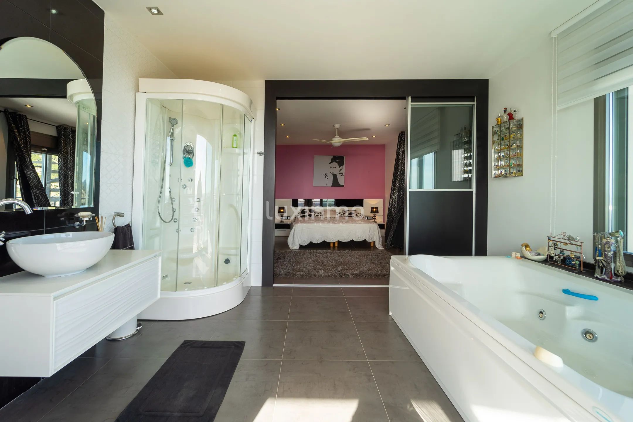 Вилла  с большим участком и видом на море в Кальпе — photo 32