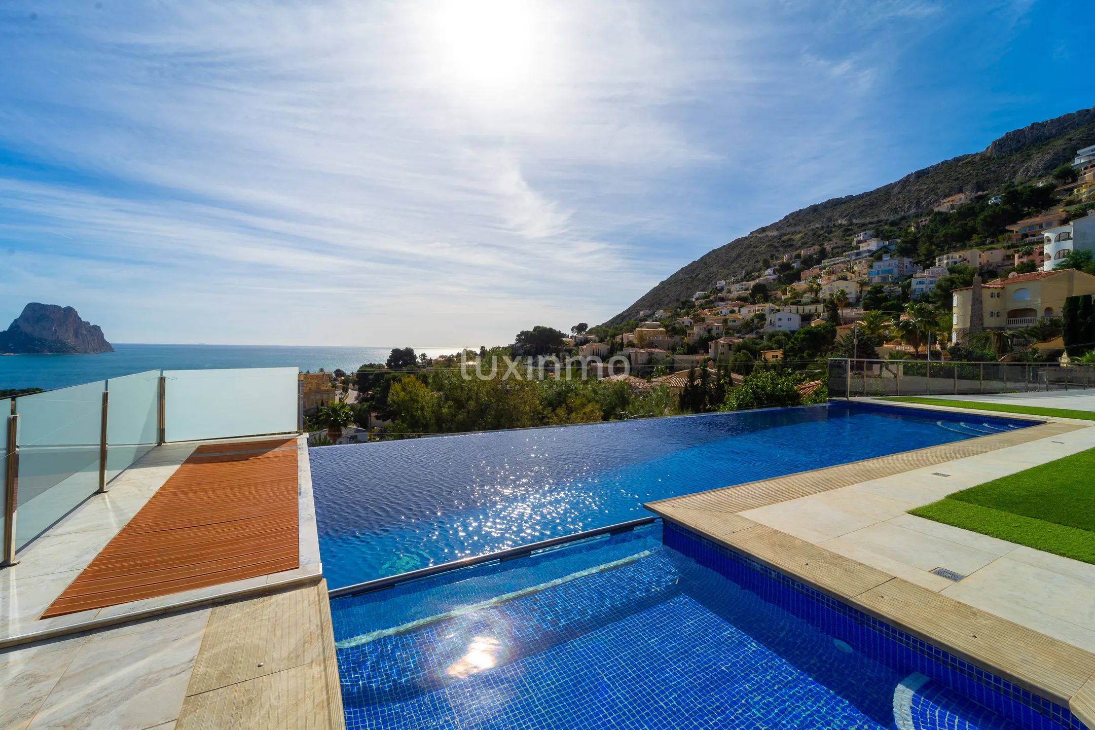 Вилла  с большим участком и видом на море в Кальпе — photo 36