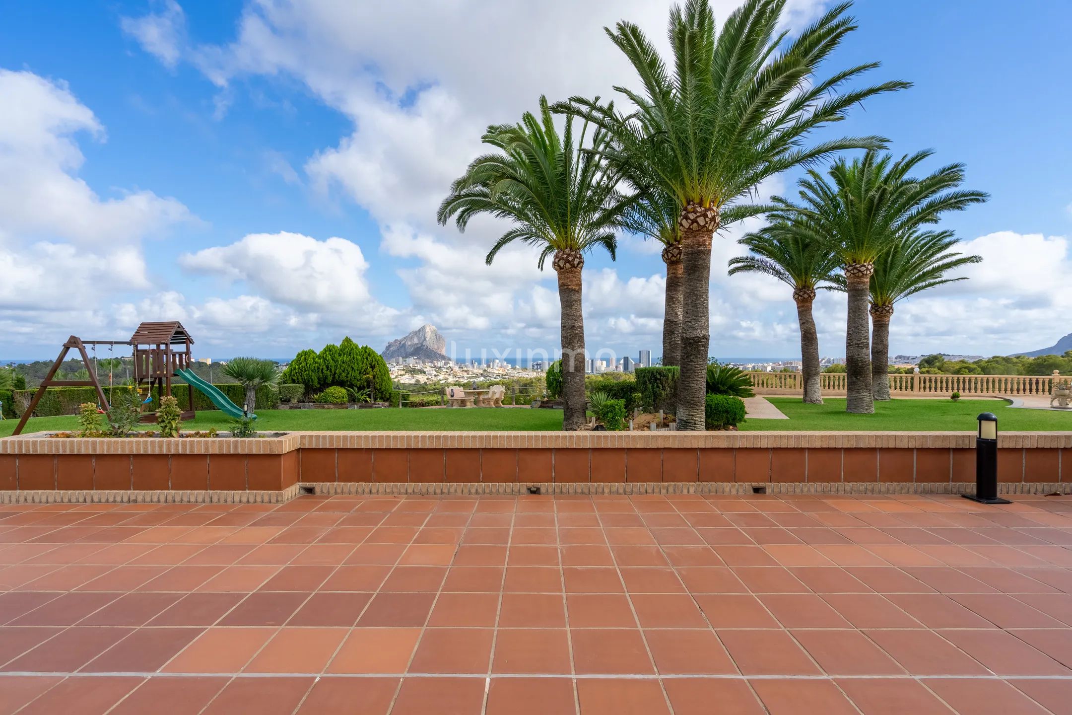Se vende villa en Calpe con vistas panoramicas — photo 54