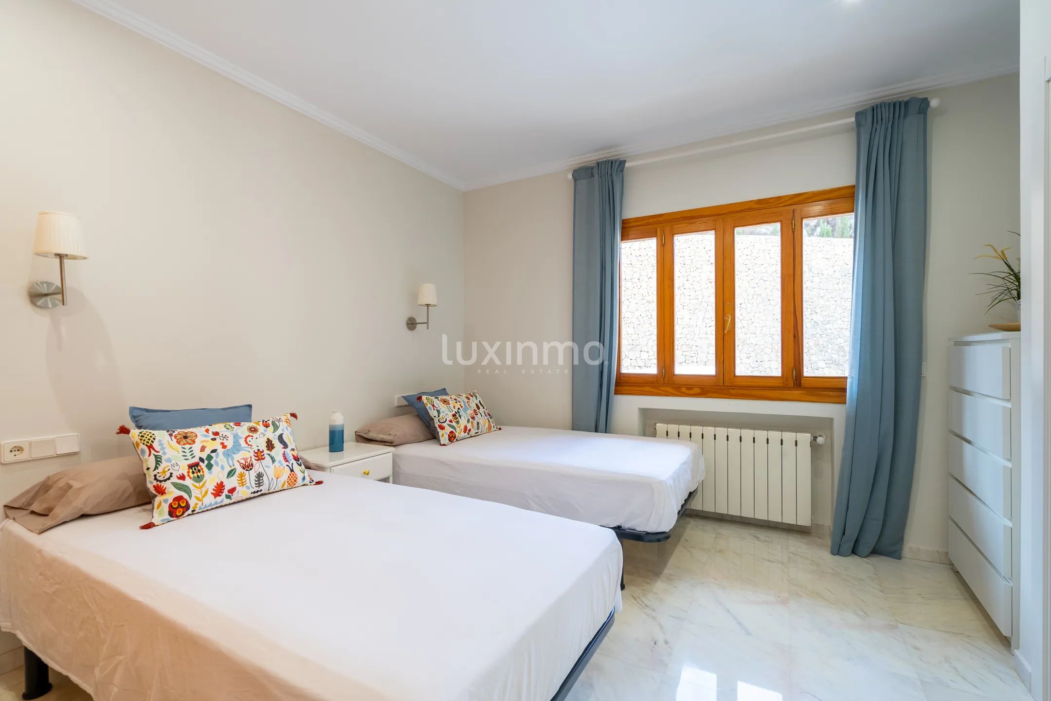 Se vende villa en Calpe con vistas panoramicas — photo 35