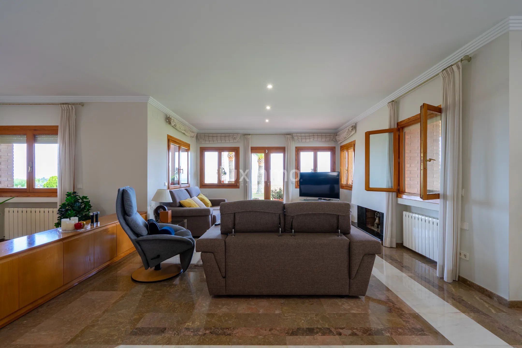 Villa with panoramic views for sale in Calpe — photo 8