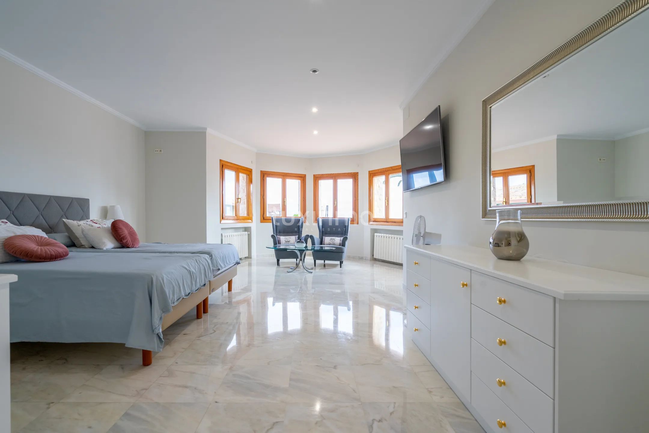 Villa with panoramic views for sale in Calpe — photo 24