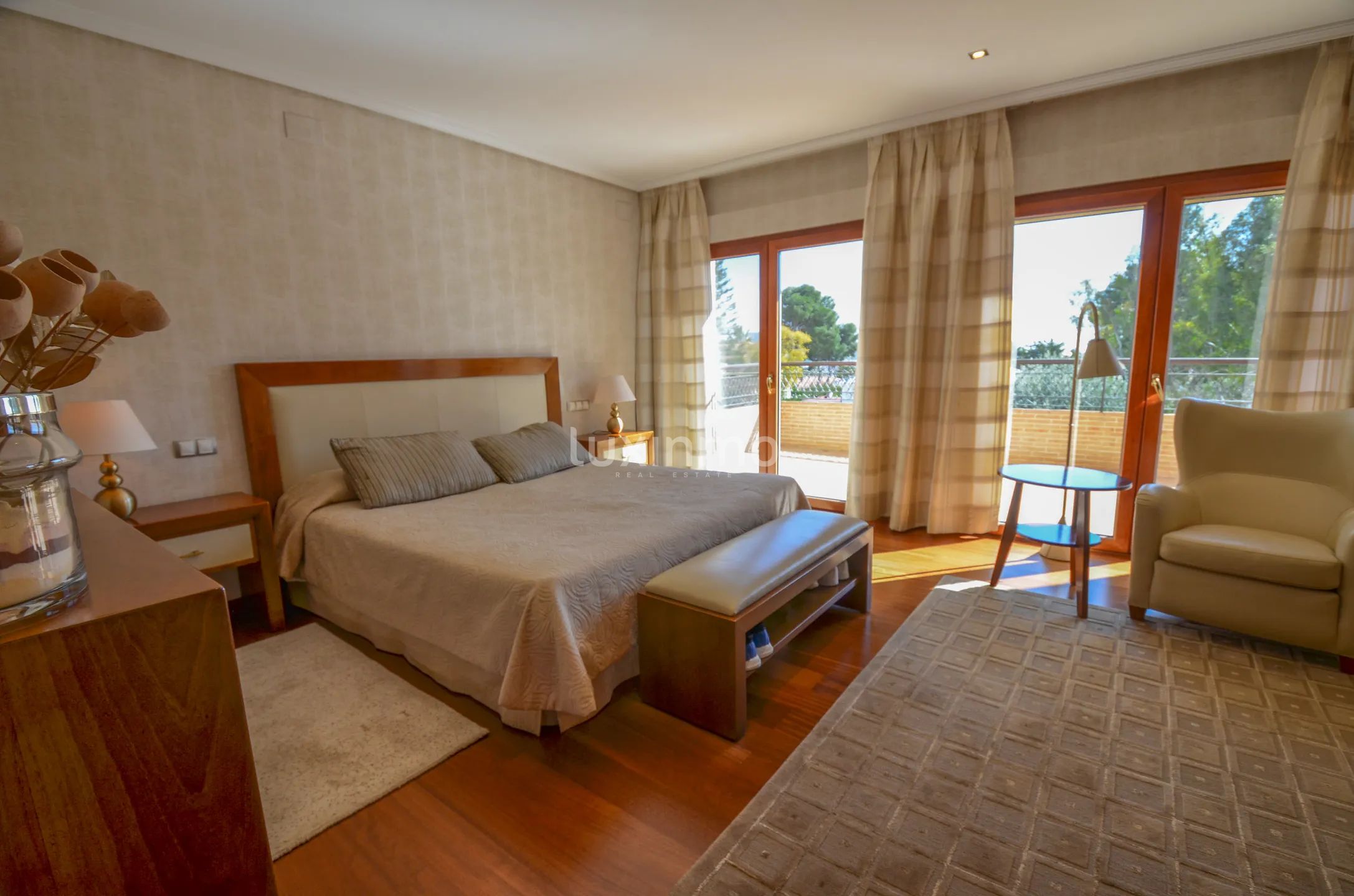 Grande villa orientée au sud dans un endroit privilégié — photo 24