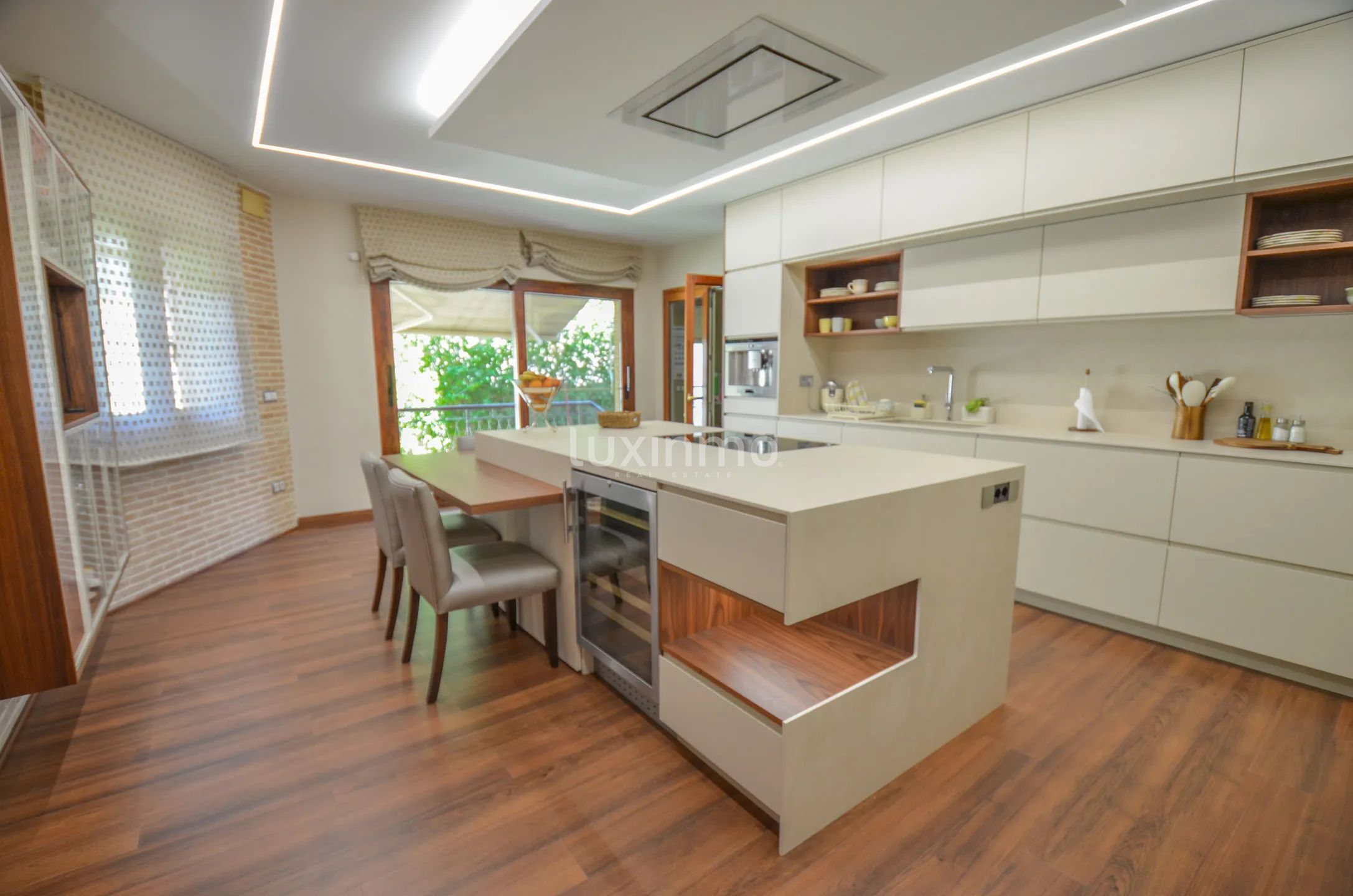 Grande villa orientée au sud dans un endroit privilégié — photo 17