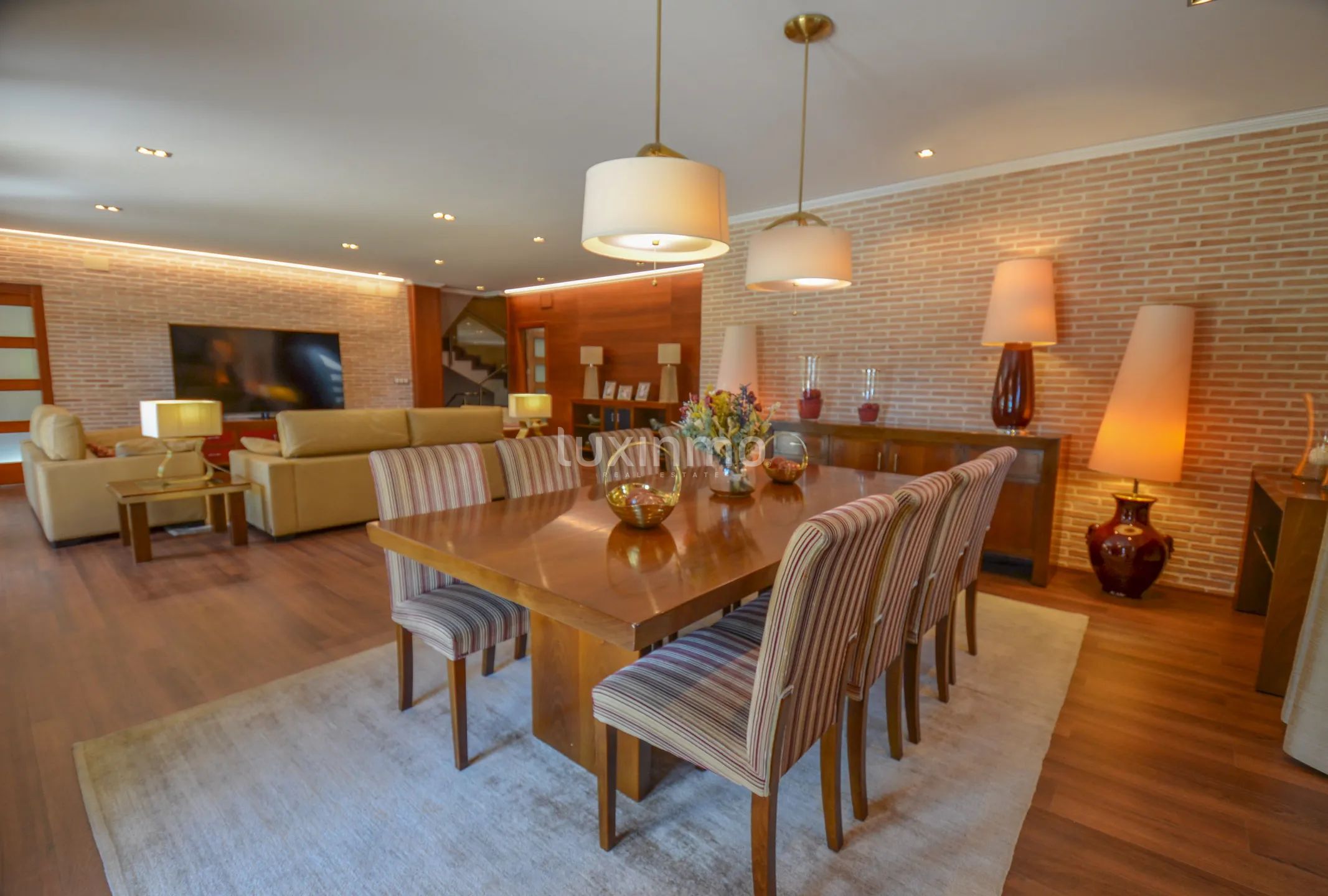 Grande villa orientée au sud dans un endroit privilégié — photo 14