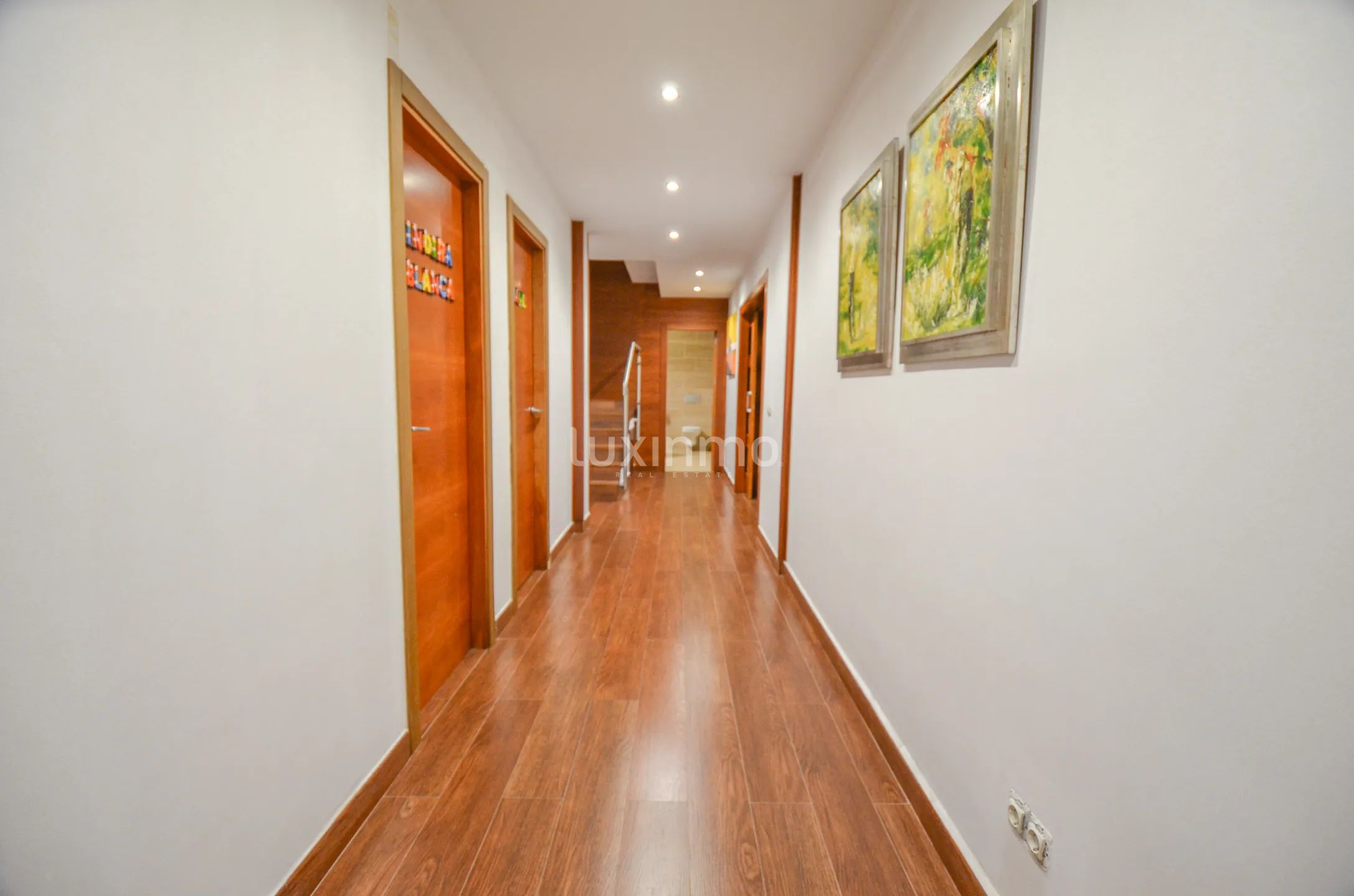 Grande villa orientée au sud dans un endroit privilégié — photo 37