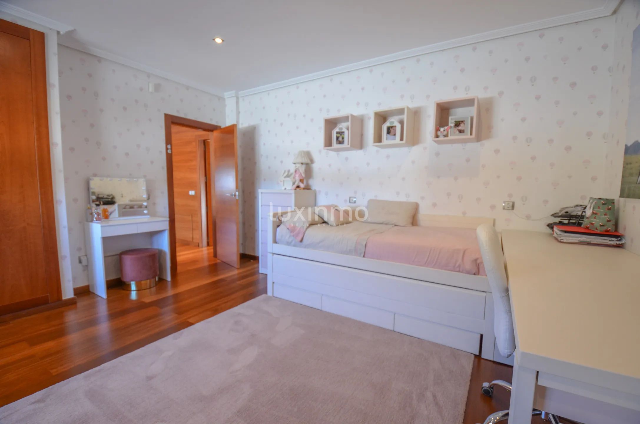 Grande villa orientée au sud dans un endroit privilégié — photo 31