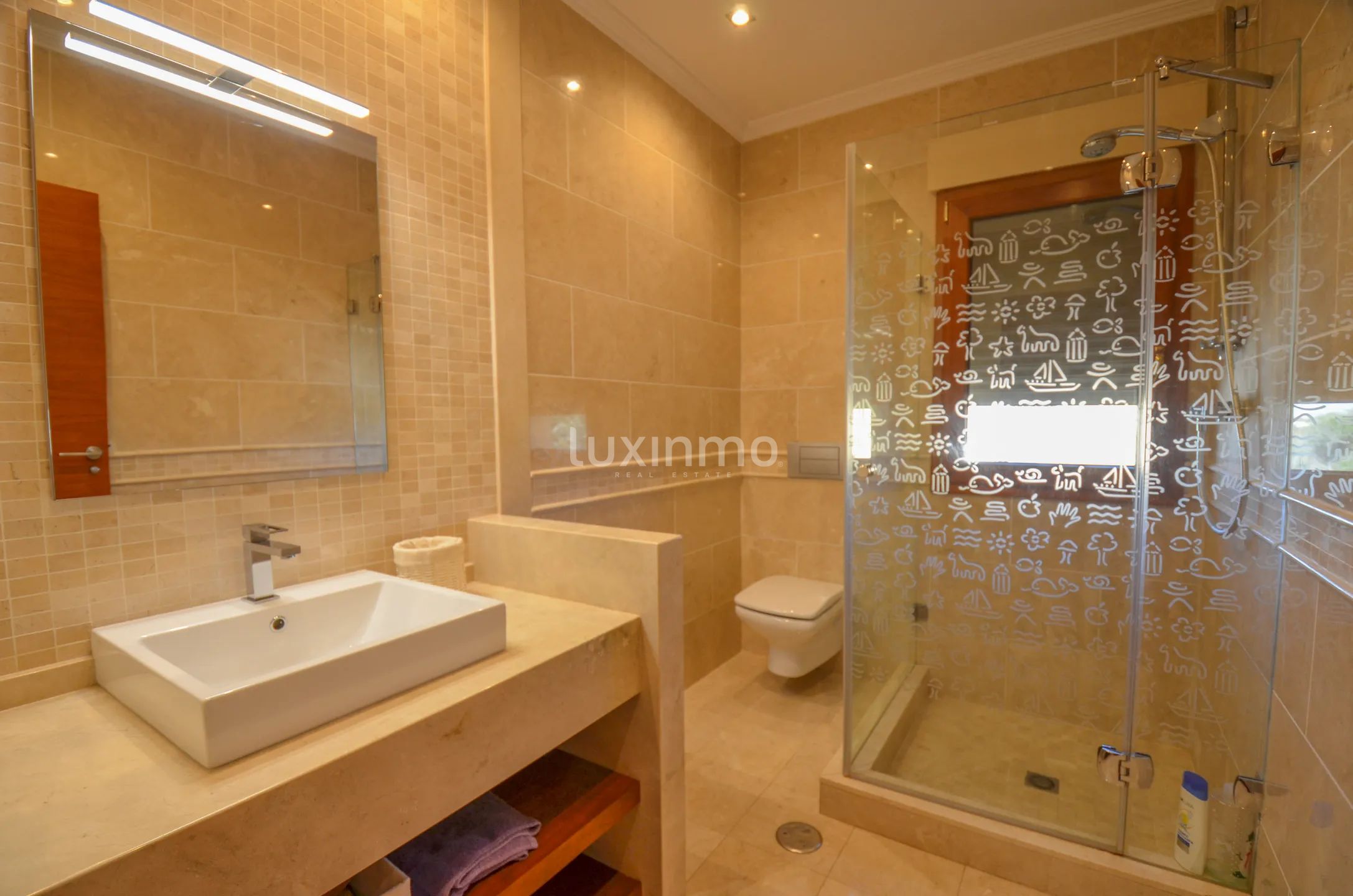 Grande villa orientée au sud dans un endroit privilégié — photo 33