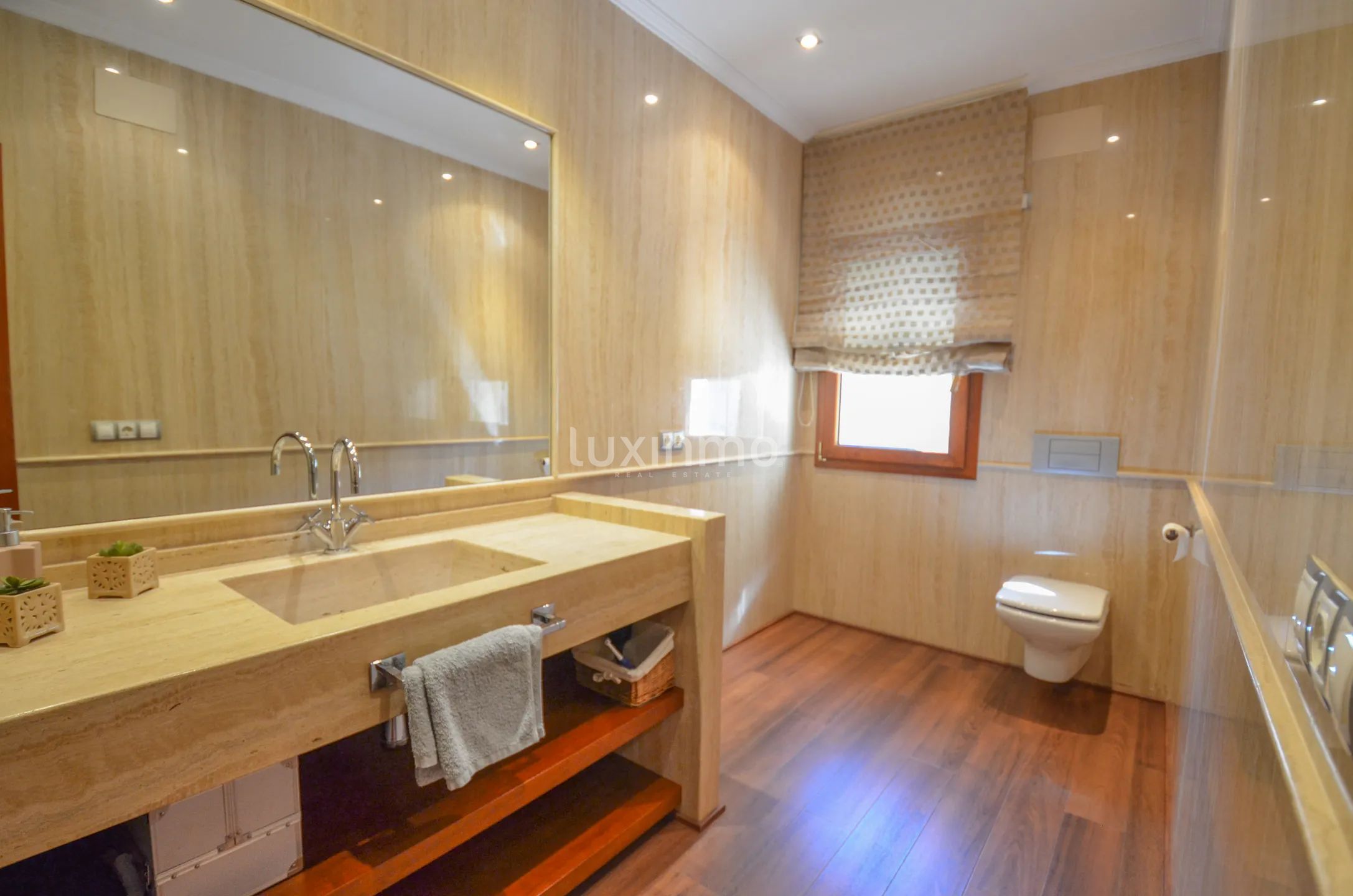 Grande villa orientée au sud dans un endroit privilégié — photo 30