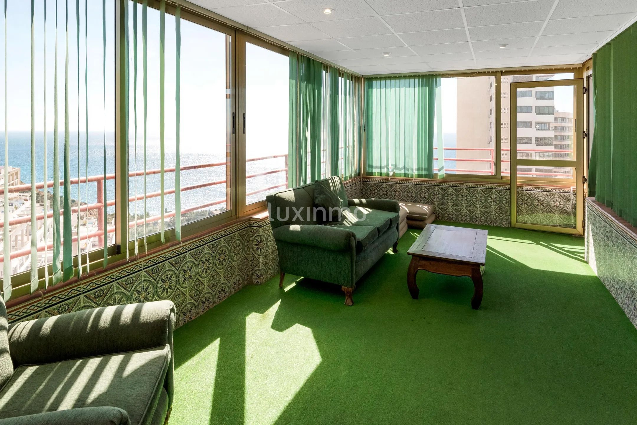 Spacious flat with spectacular sea views for sale — photo 6