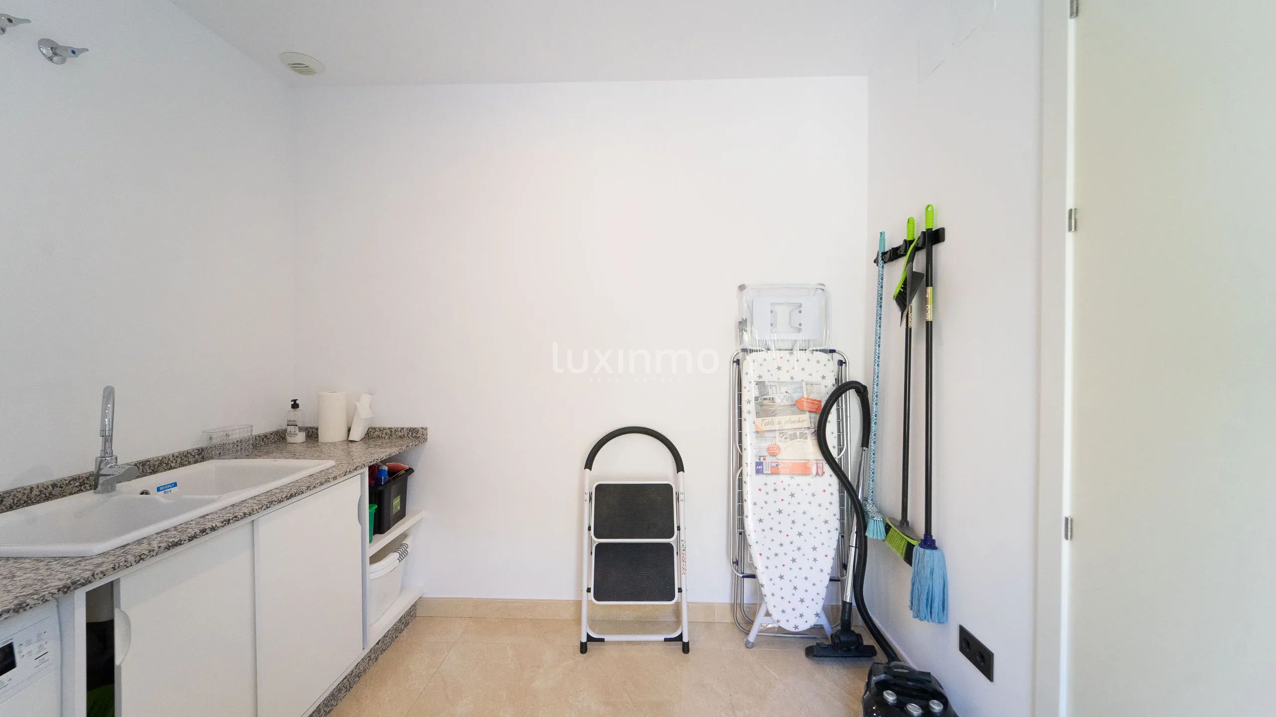 Villa uthyres i Javea med havsutsikt — photo 13