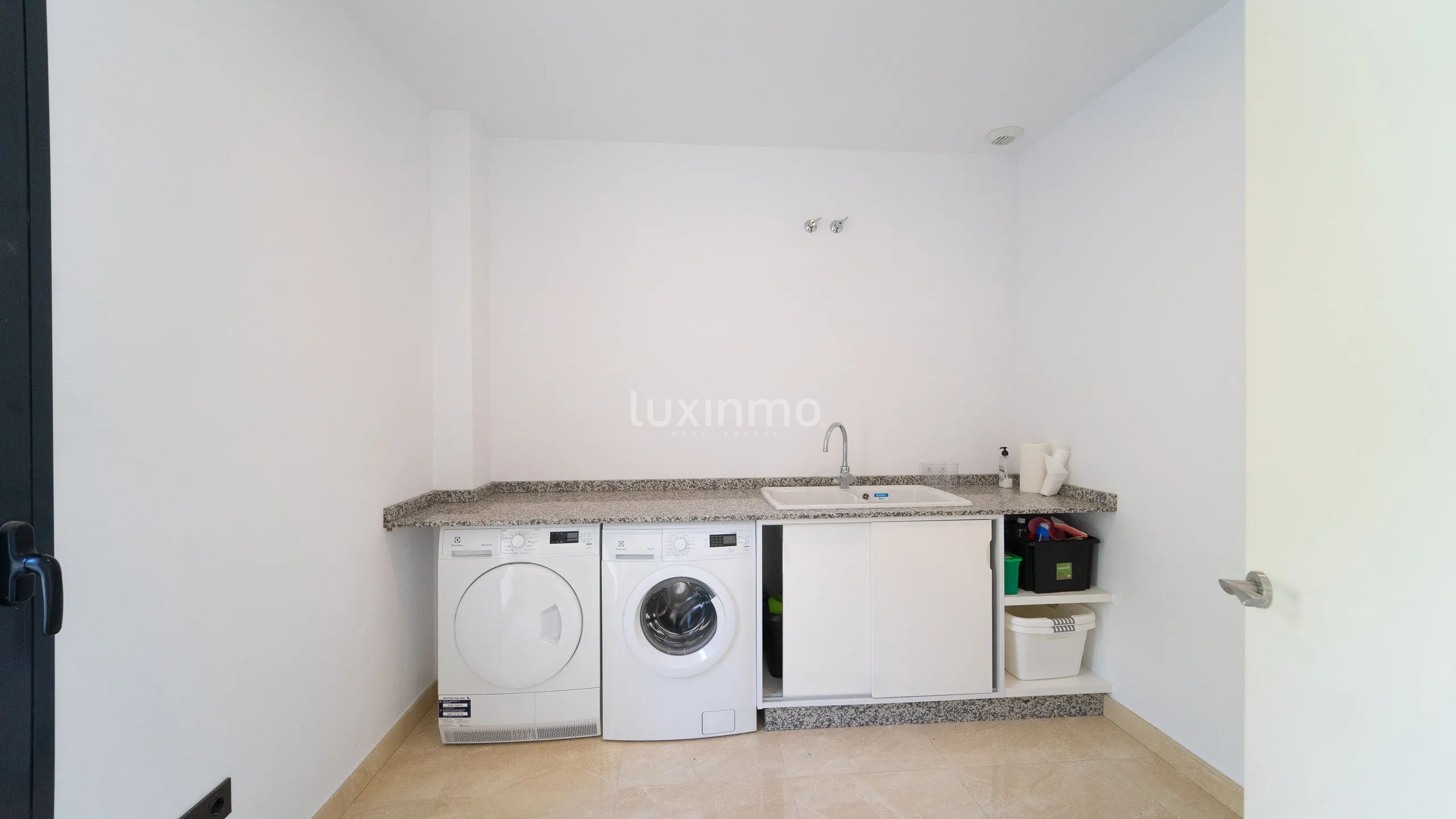 Villa uthyres i Javea med havsutsikt — photo 11