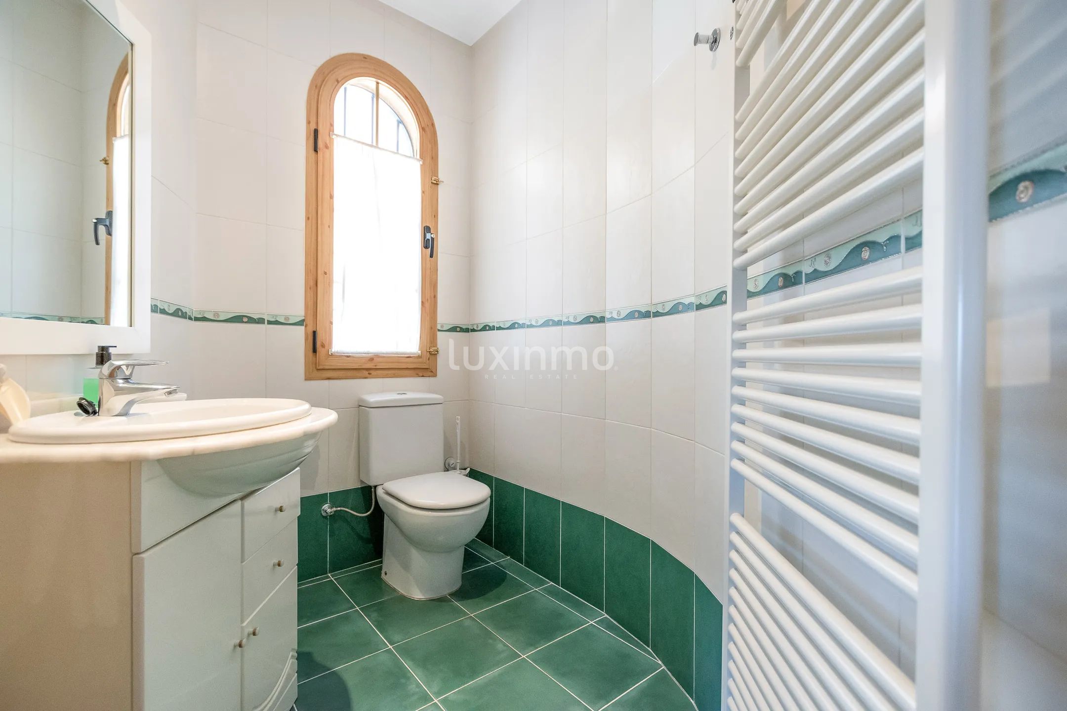 Preciosa villa con vistas al mar y a la montaña en venta en Altea — photo 6