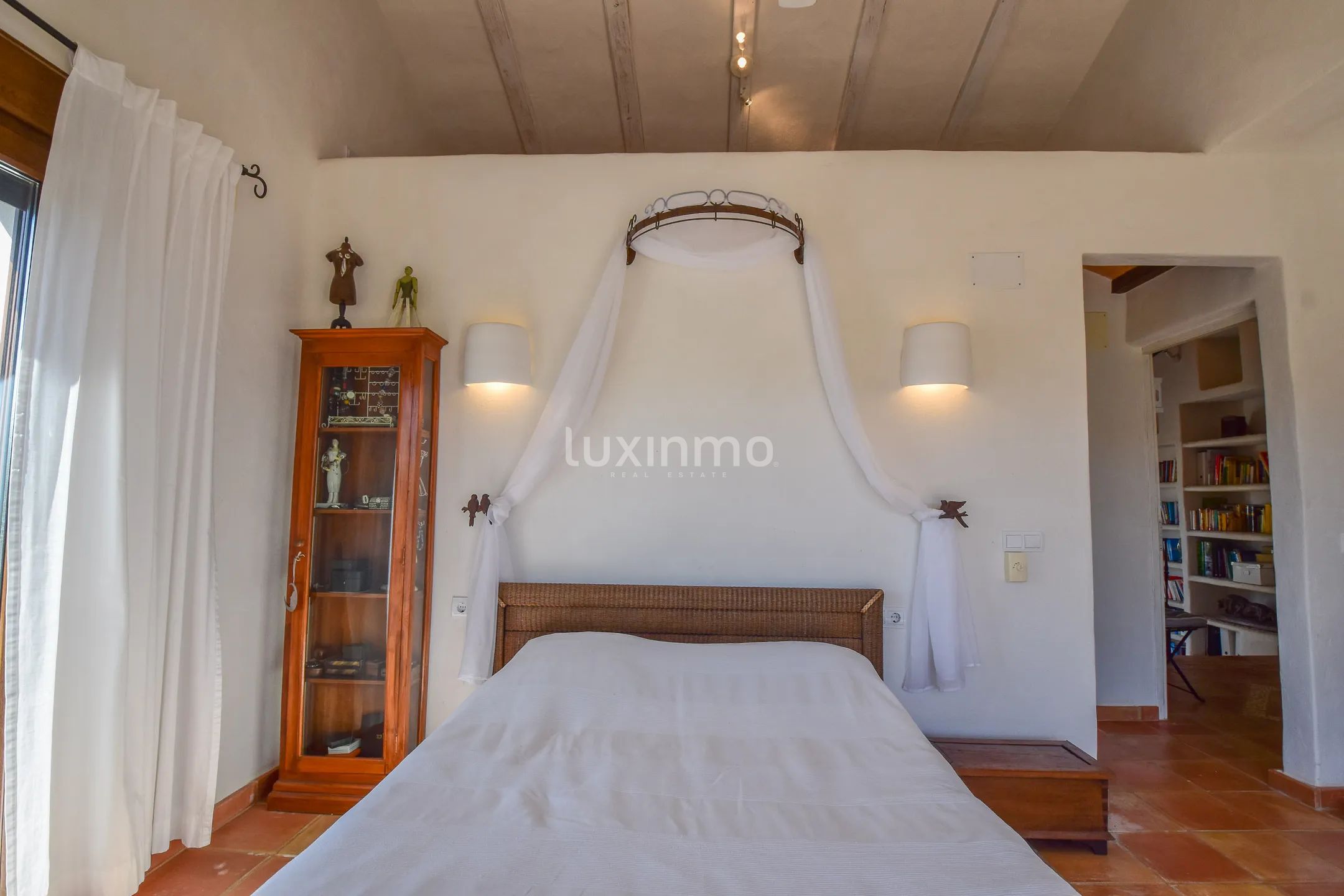 Schöne sonnige Finca in der Nähe von Sandstränden — photo 25