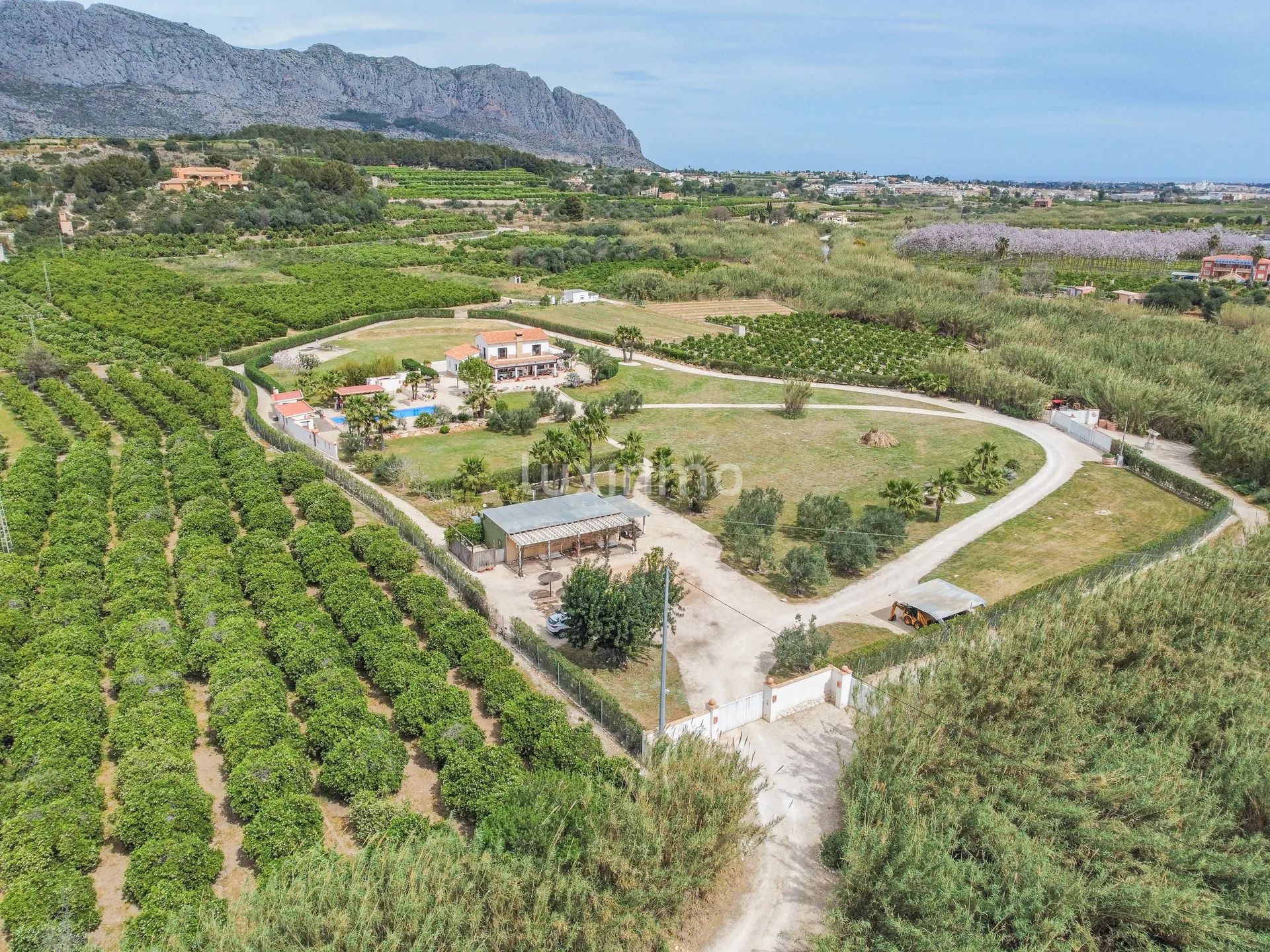 Красивая солнечная финка рядом с песчаными пляжами — photo 74