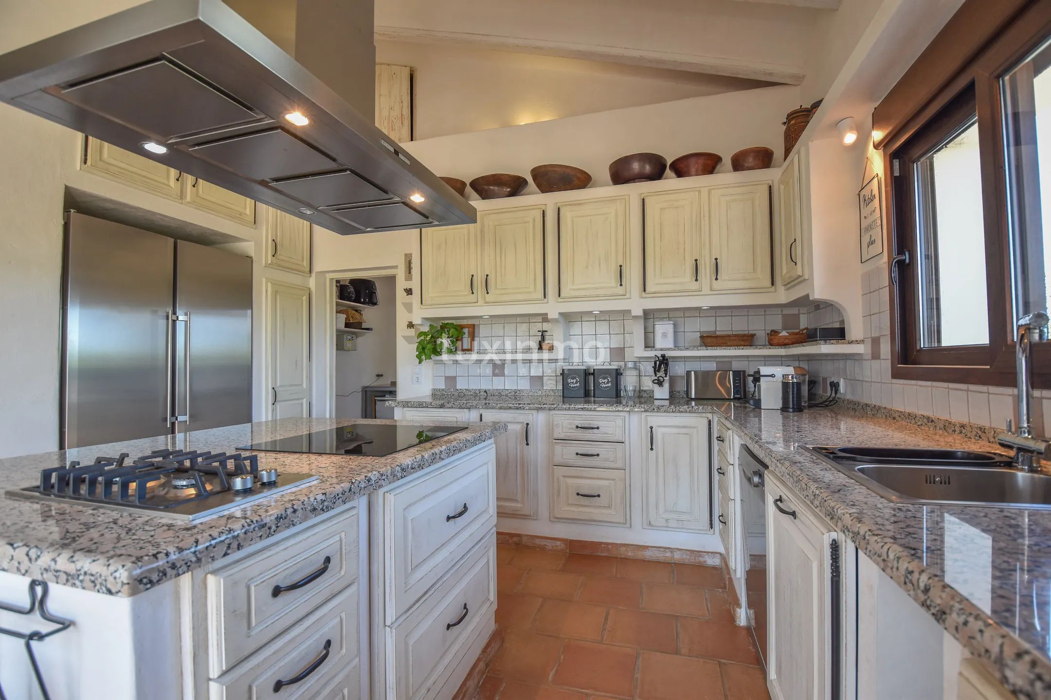 Красивая солнечная финка рядом с песчаными пляжами — photo 16