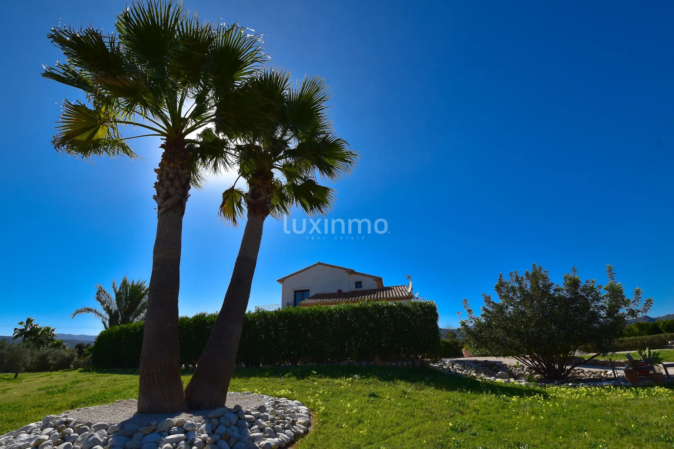 Красивая солнечная финка рядом с песчаными пляжами — photo 49