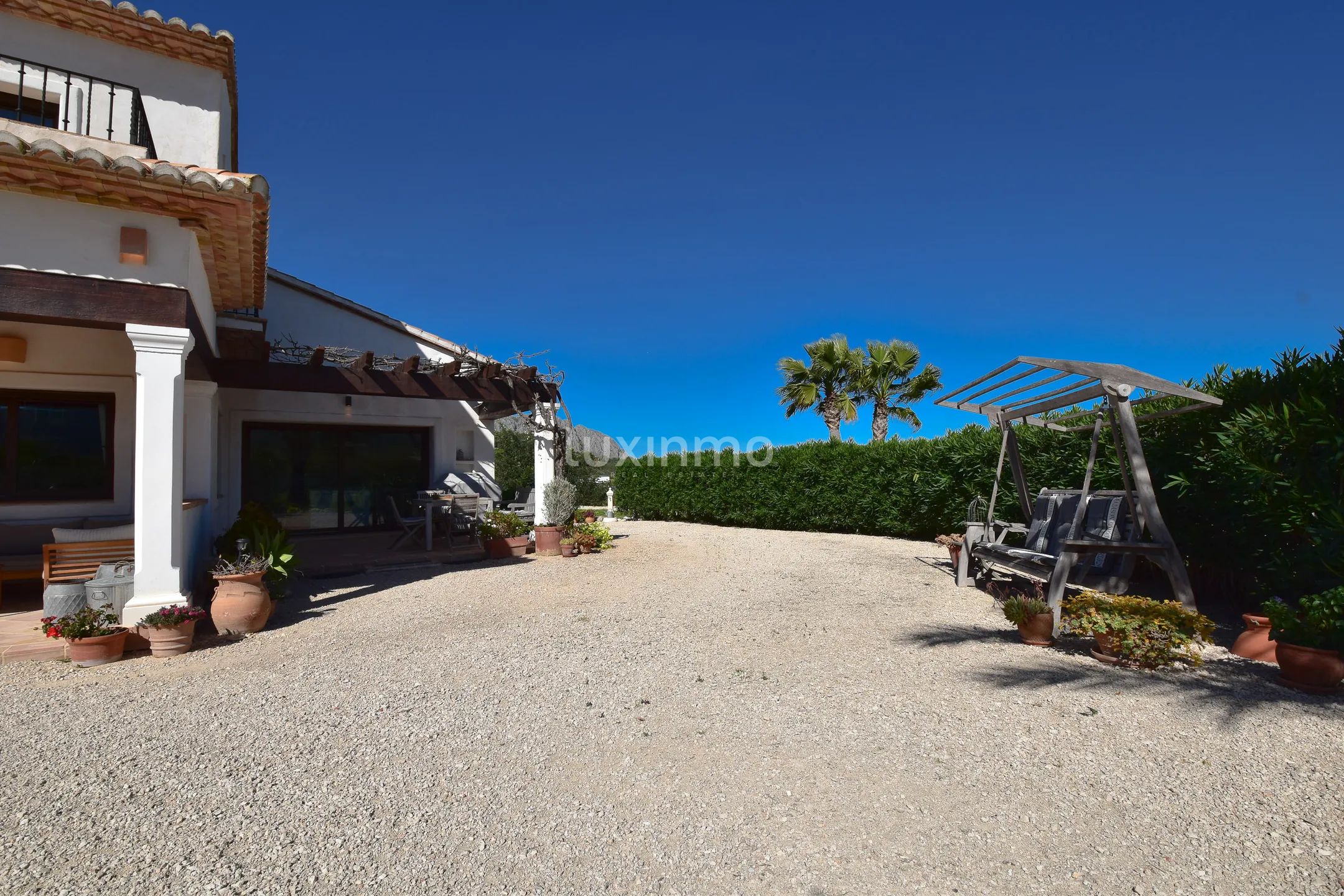 Красивая солнечная финка рядом с песчаными пляжами — photo 44