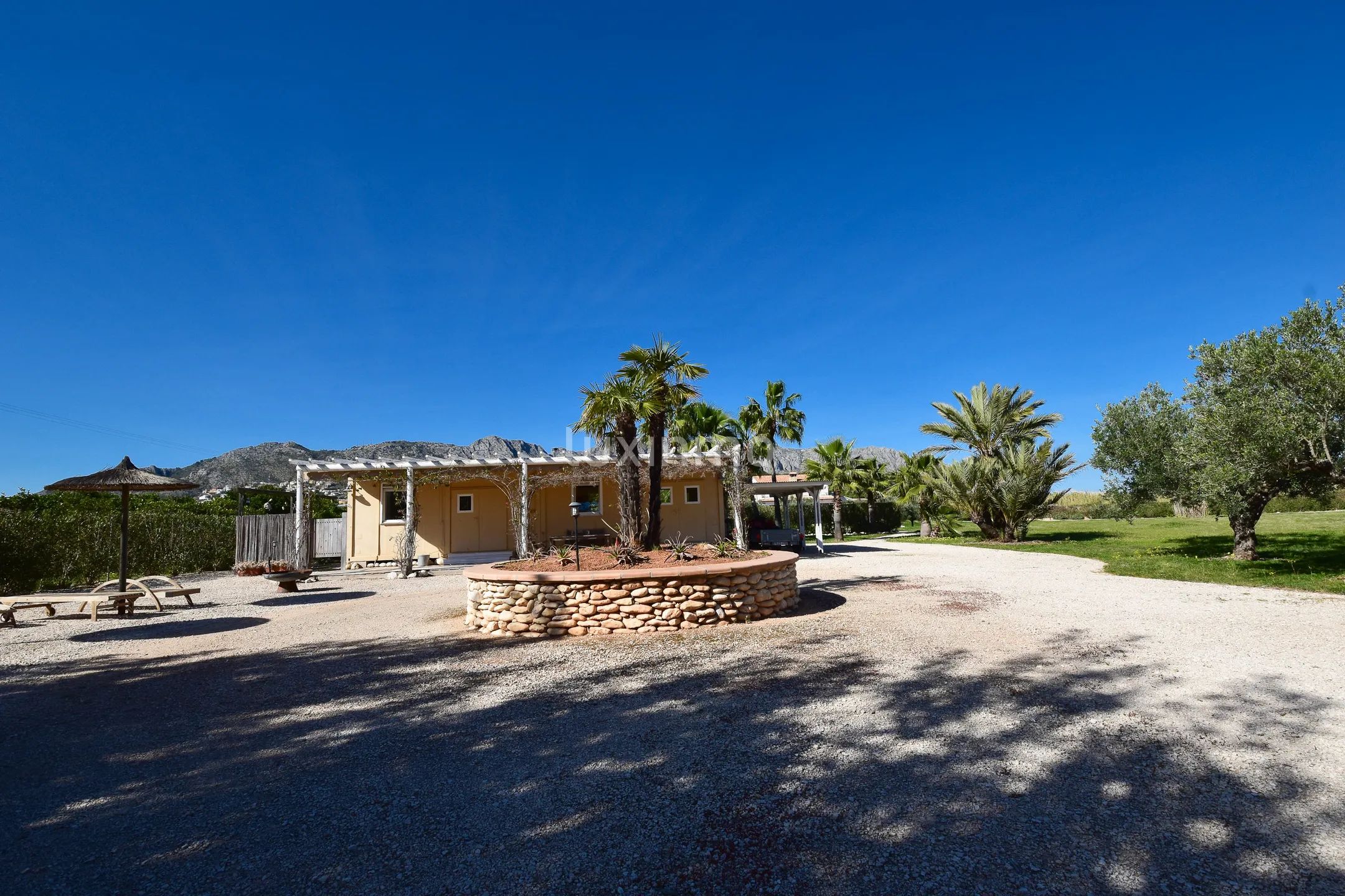 Красивая солнечная финка рядом с песчаными пляжами — photo 53