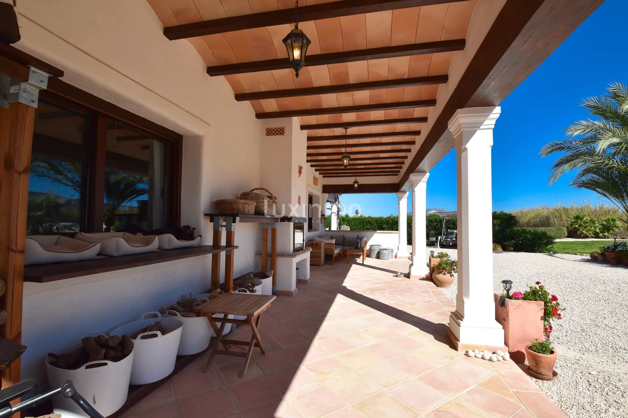 Красивая солнечная финка рядом с песчаными пляжами — photo 36