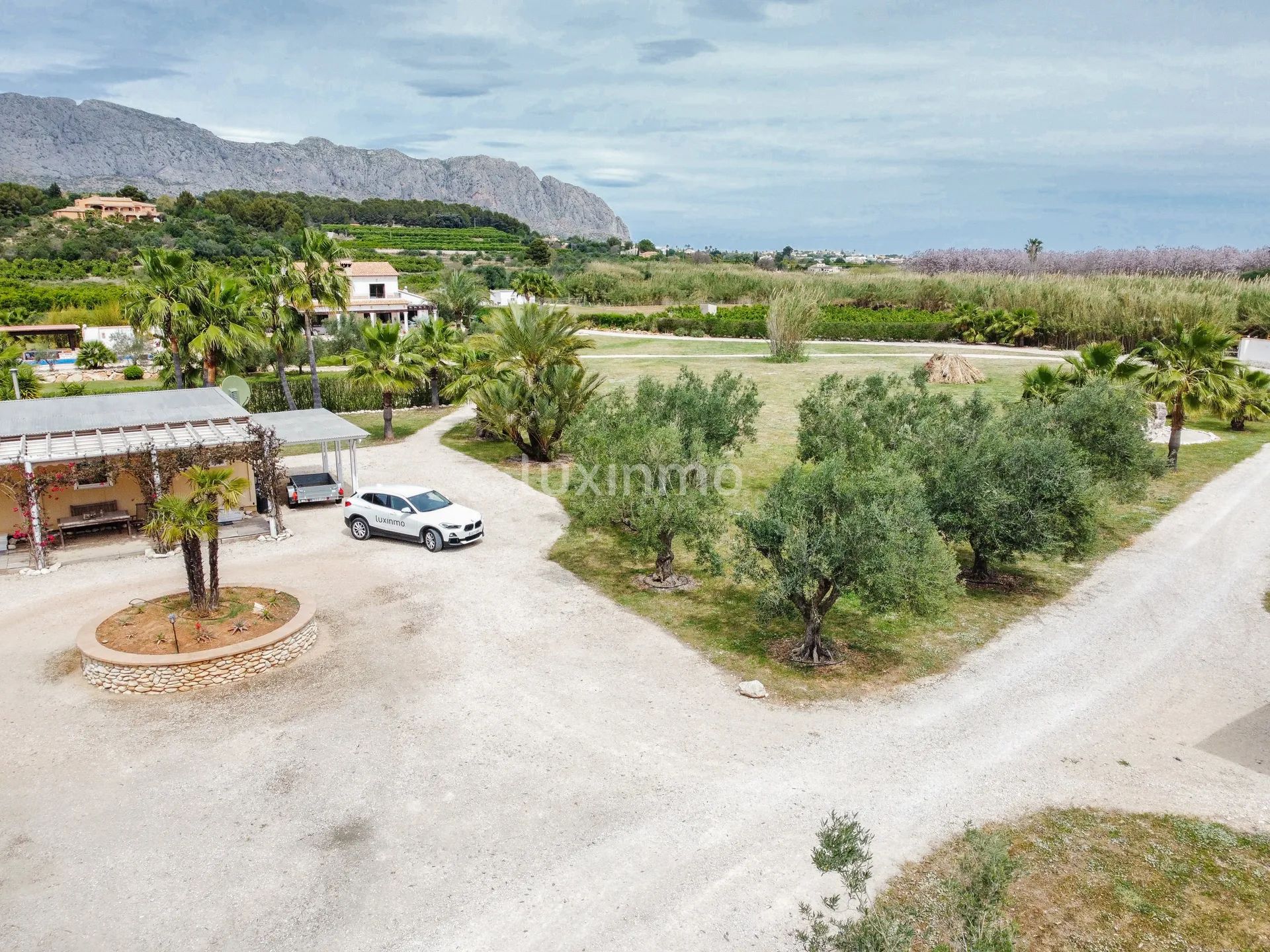 Красивая солнечная финка рядом с песчаными пляжами — photo 65