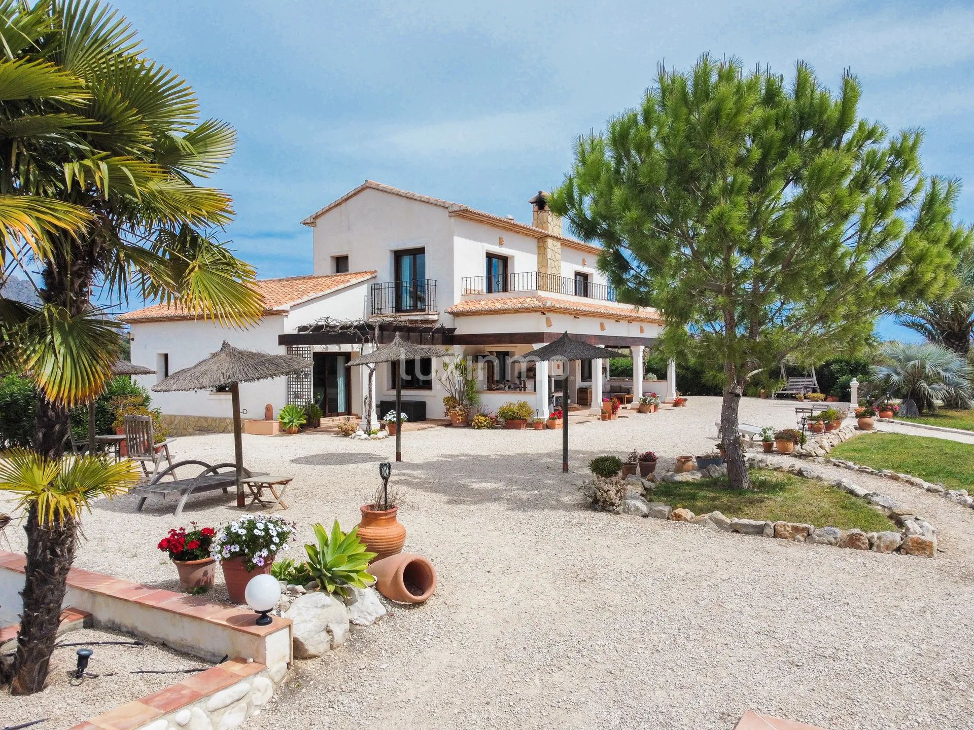 Красивая солнечная финка рядом с песчаными пляжами — photo 42