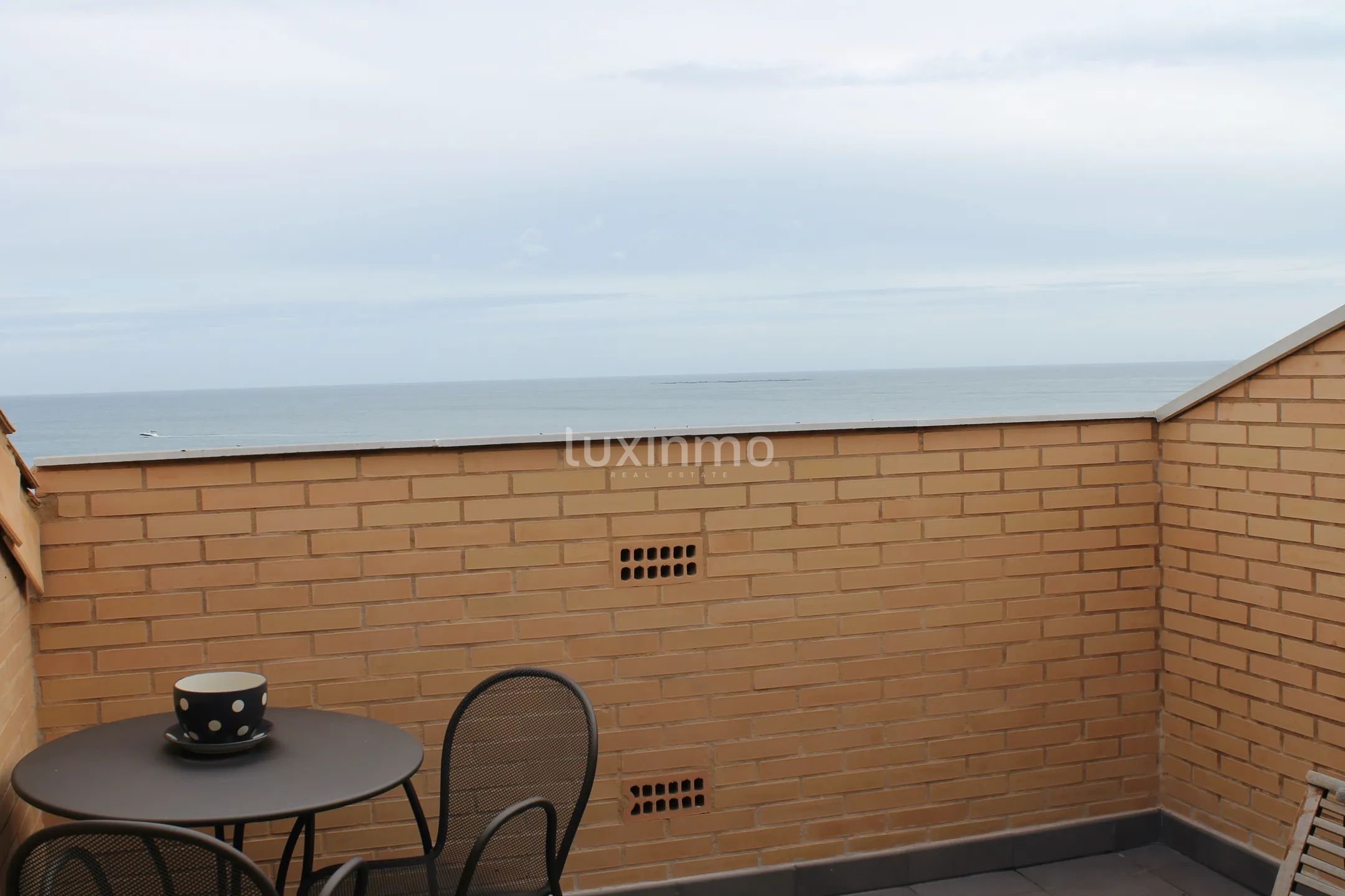 Penthouse with sea views for sale in Albir — photo 10